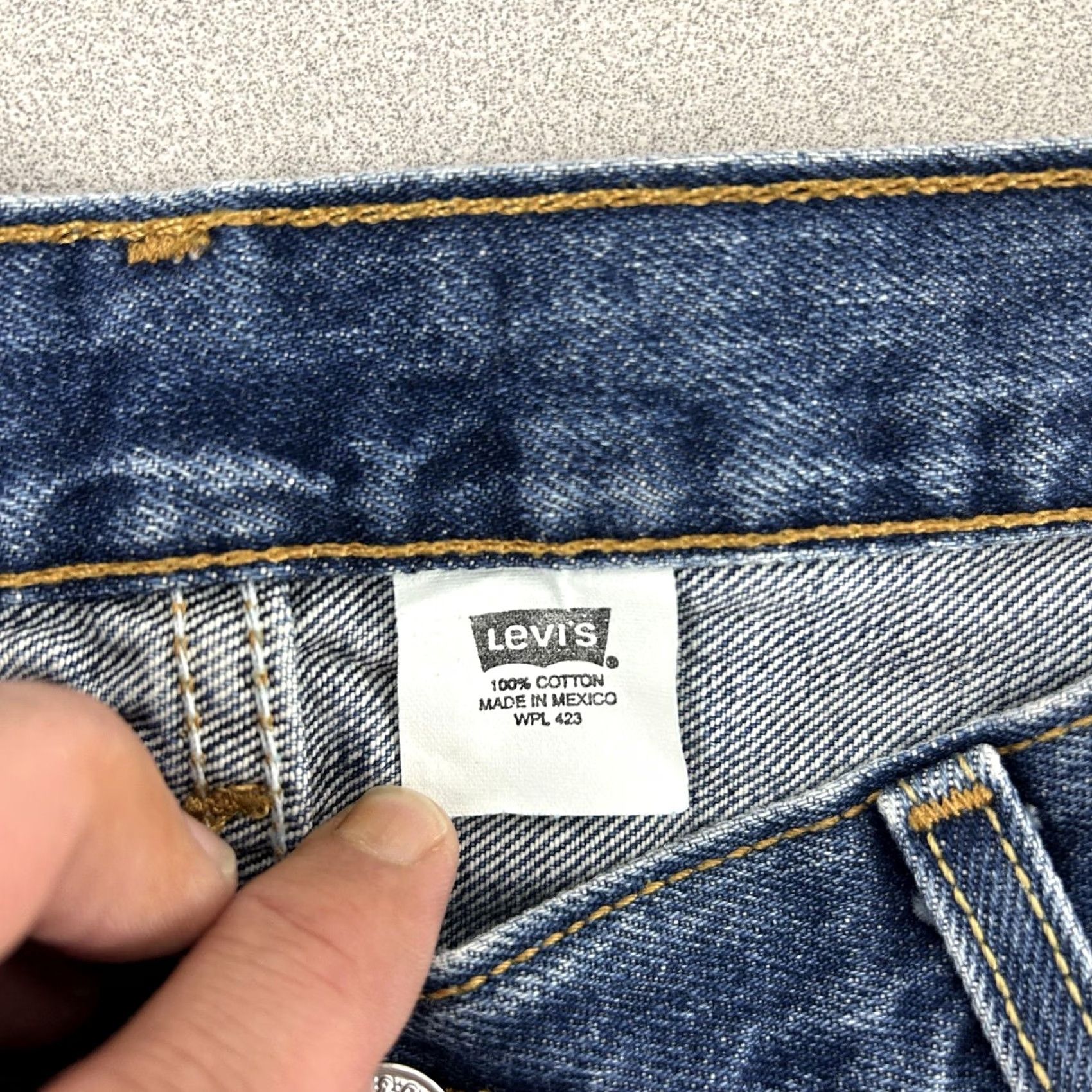 Levi's VINTAGE Levi's 501 Jeans Mens 36x30 Blue Button Fly Straight Leg Denim Size US 36 / EU 52 - 5 Thumbnail