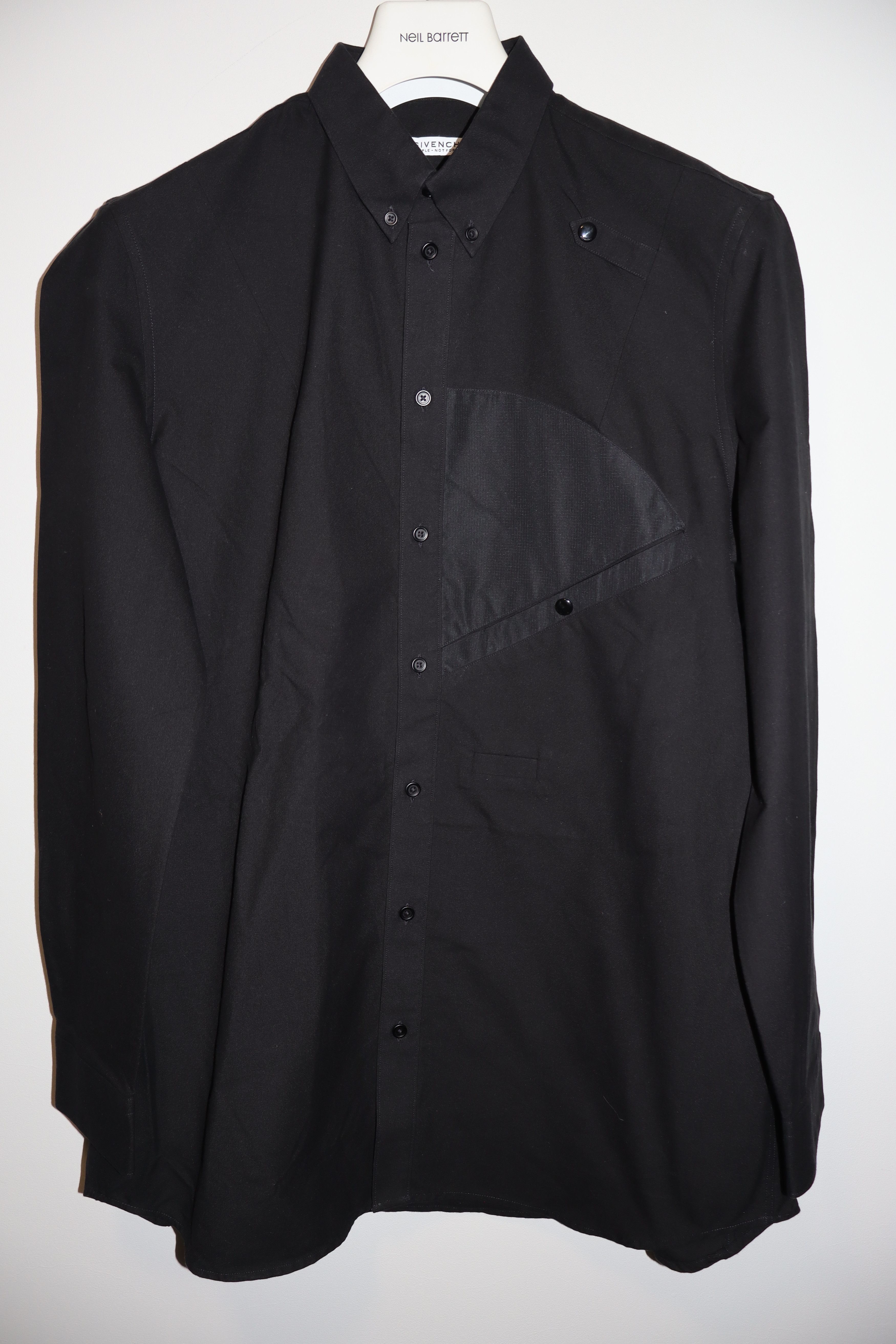 Givenchy 1 of 1 piece! Back pocket shirt Size US M / EU 48-50 / 2 - 3 Thumbnail