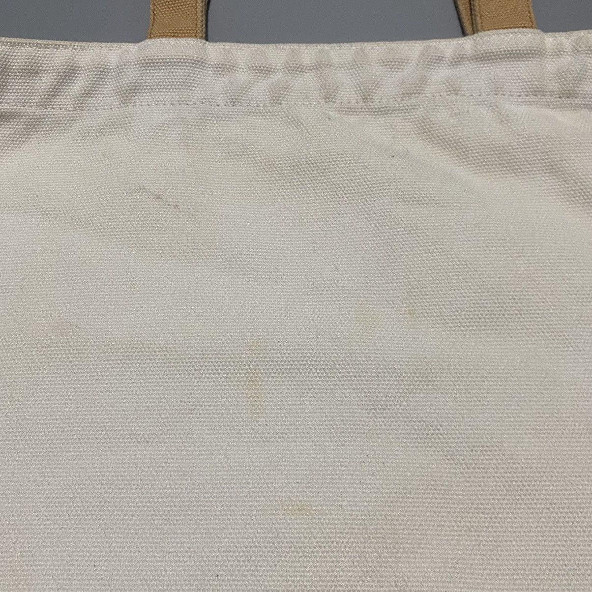 Louis Vuitton Louis Vuitton - Foundation Museum Exclusive Canvas Tote Bag Size ONE SIZE - 10 Thumbnail