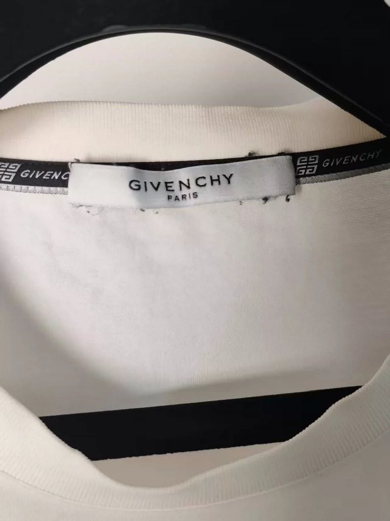 Givenchy Givenchy Short sleeve Size US M / EU 48-50 / 2 - 4 Thumbnail