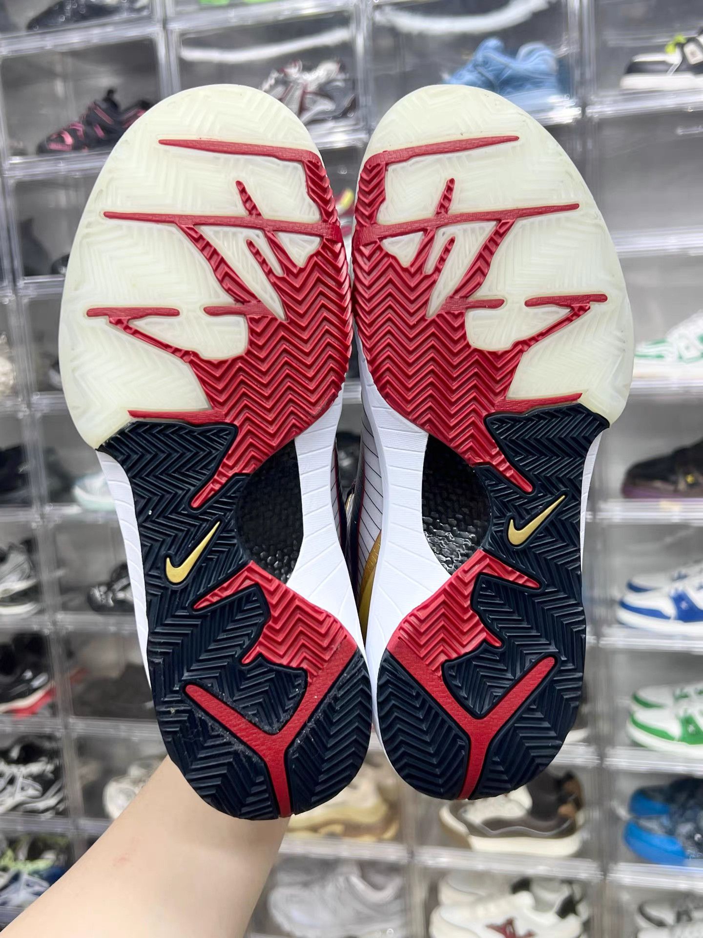 Nike Nike Kobe 4 Protro Gold Medal K15 Size US 10 / EU 43 - 8 Thumbnail