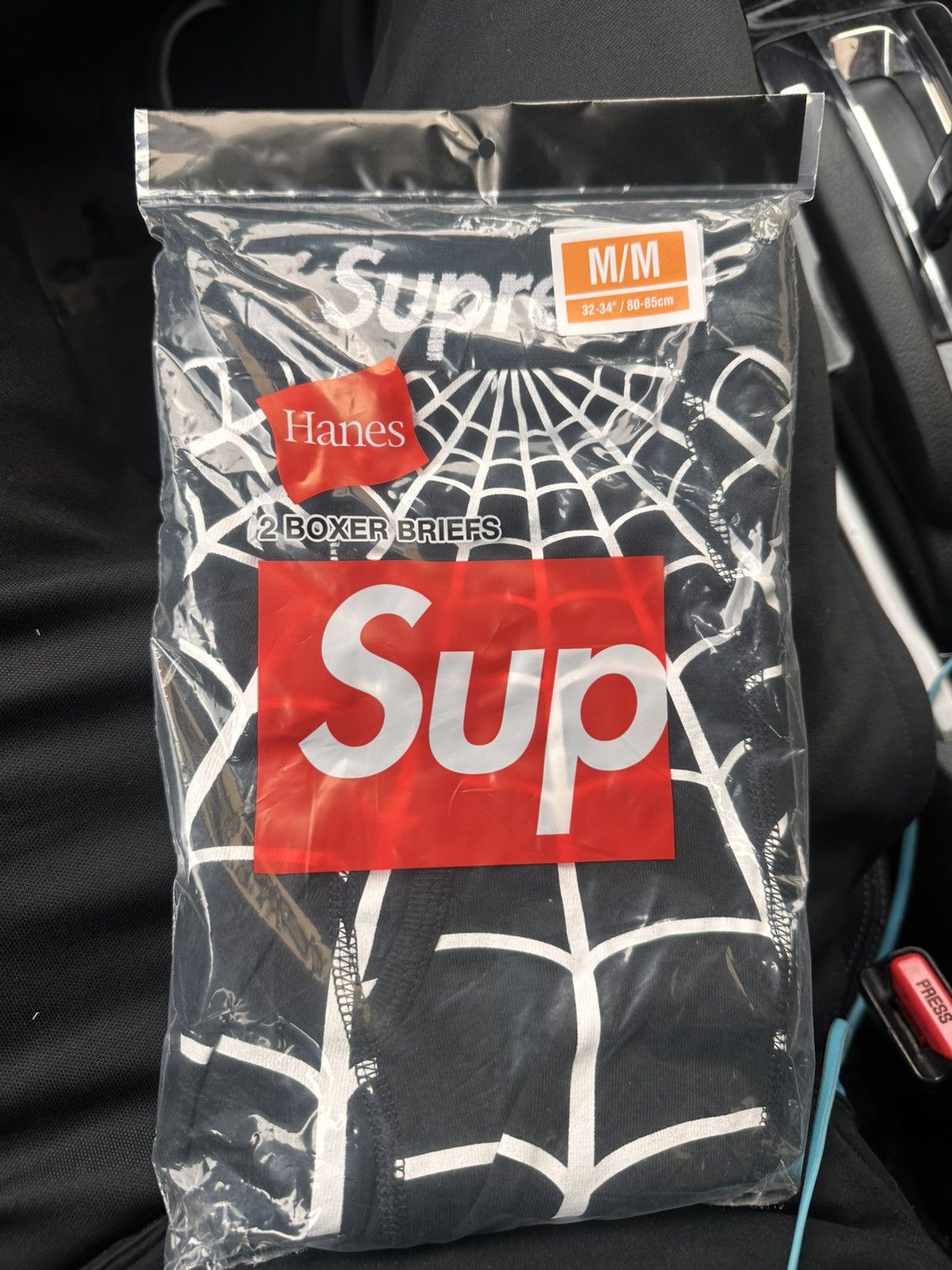 Supreme Black Size M Supreme Hanes Spider-Man Boxer Briefs 2-Pack Size 32 - 1 Thumbnail