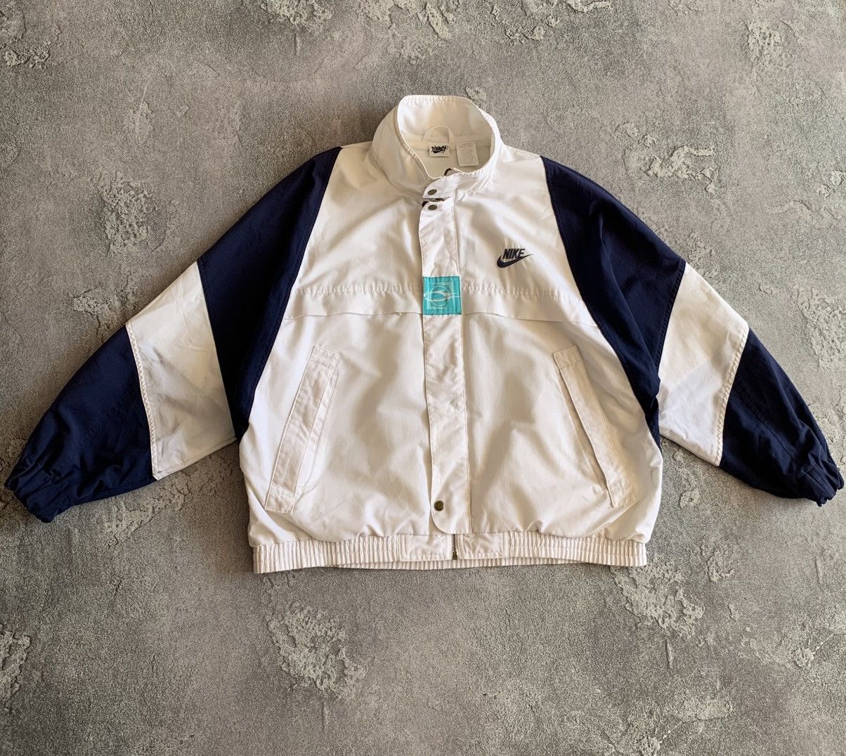 Vintage Nike Challenge Court Zip Jacket Men L White Navy Windbreaker Size US L / EU 52-54 / 3 - 2 Thumbnail