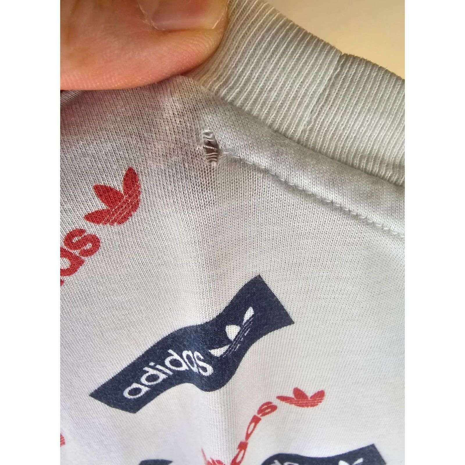 Adidas VINTAGE adidas ORIGINAL ALL OVER PRINT WHITE COTTON T-SHIRT SZ LARGE Mens Size US L / EU 52-54 / 3 - 6 Thumbnail