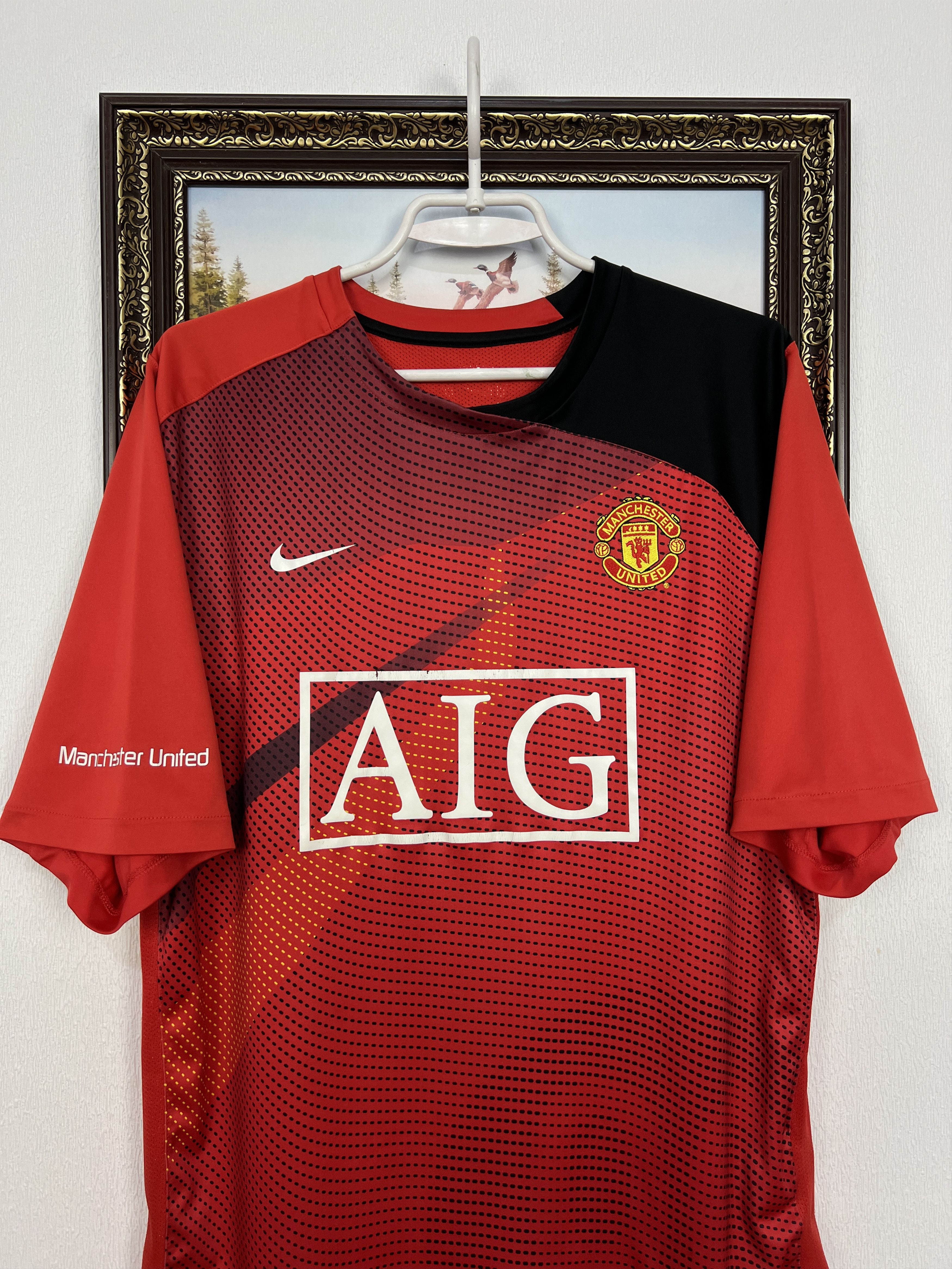 Nike Vintage Nike Manchester United Football Train Shirt AIG Size US M / EU 48-50 / 2 - 2 Thumbnail