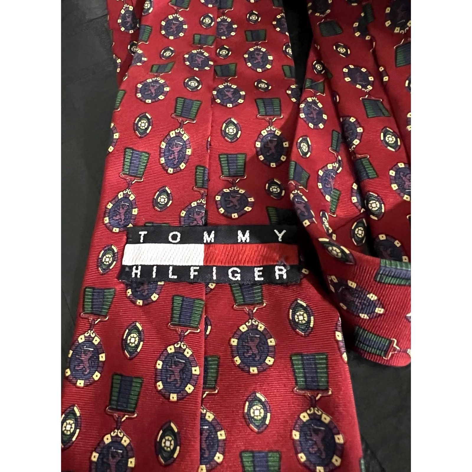 Tommy Hilfiger TOMMY HILFIGER MENS TIE RED GOLD GREEN BLUE Silk 4 X 57 Size ONE SIZE - 7 Thumbnail
