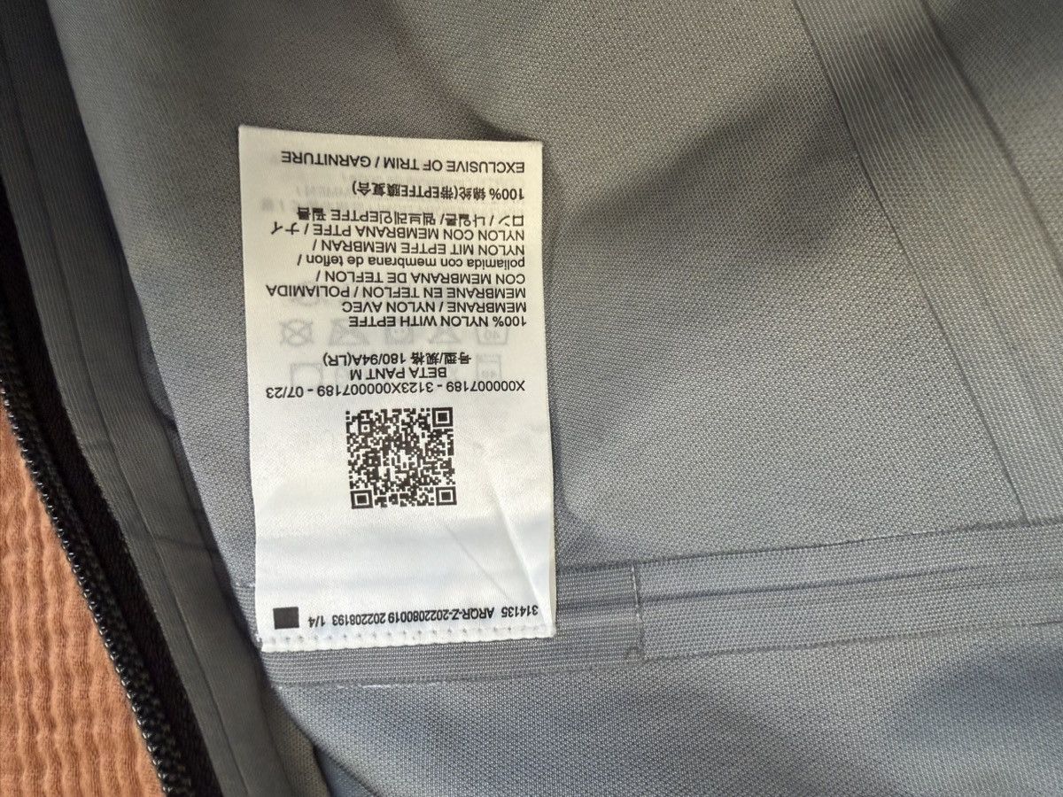 Arc'teryx Arc’teryx Beta Pant – Black Gore-Tex Shell – Size M (36) Size US 36 / EU 52 - 8 Thumbnail