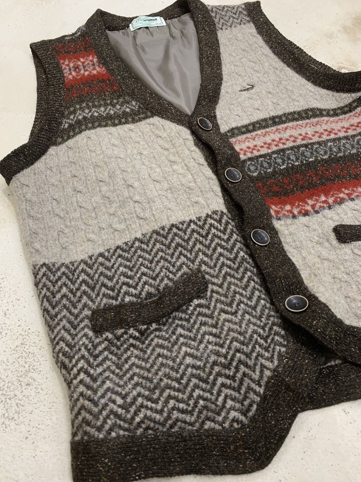 Designer Crocodile Wool Winter Vest Dashiki Red Indian Motovr Size US M / EU 48-50 / 2 - 4 Thumbnail