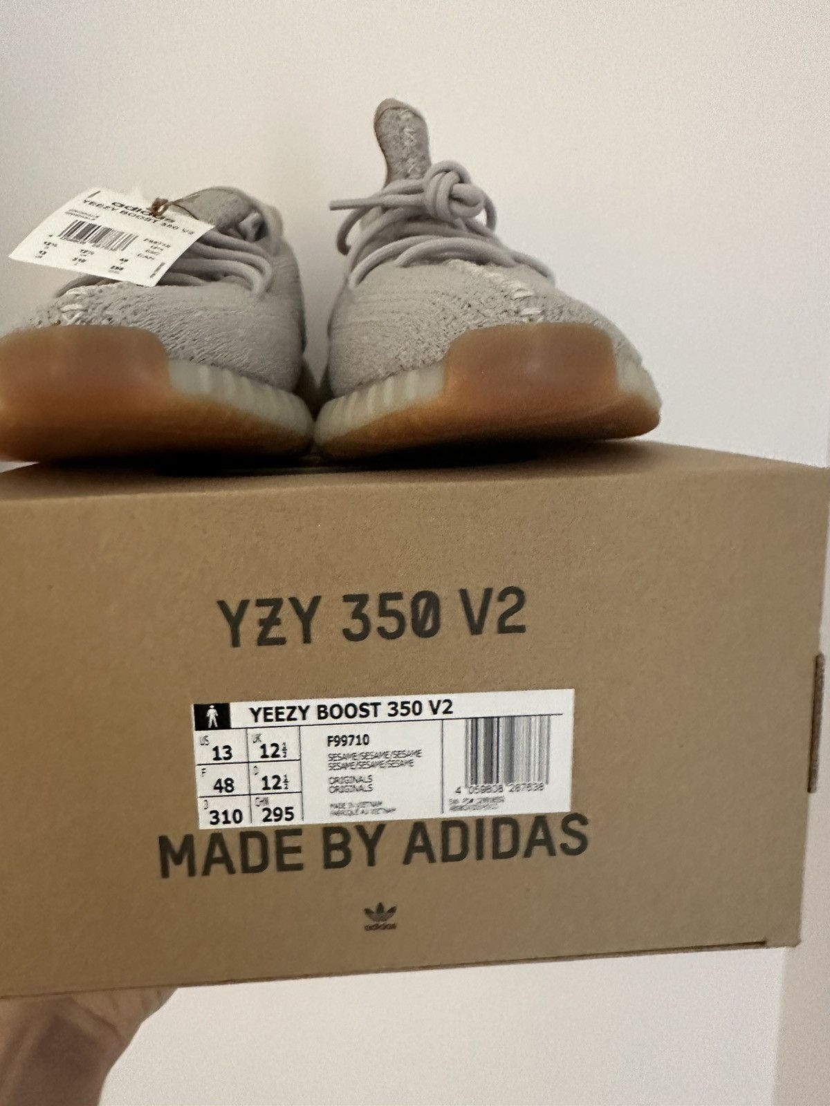 YEEZY BOOST 350 V2 Sesame