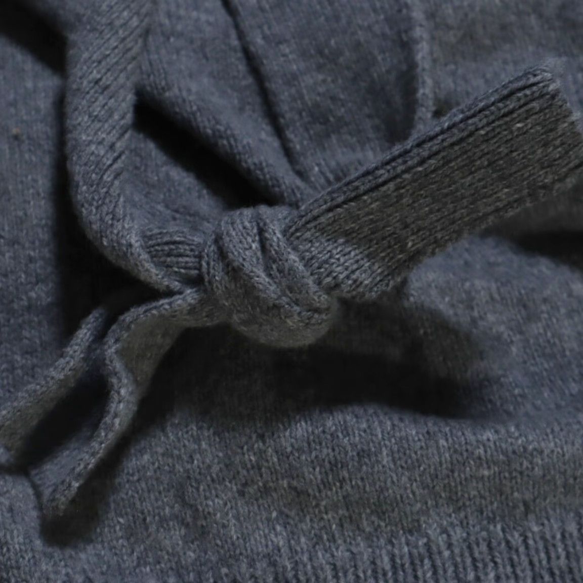 Madewell VINTAGE Madewell Crew Neck Tie Cuff Bow Tie Sweater Gray G9614 Women's S Size S / US 4 / IT 40 - 7 Thumbnail