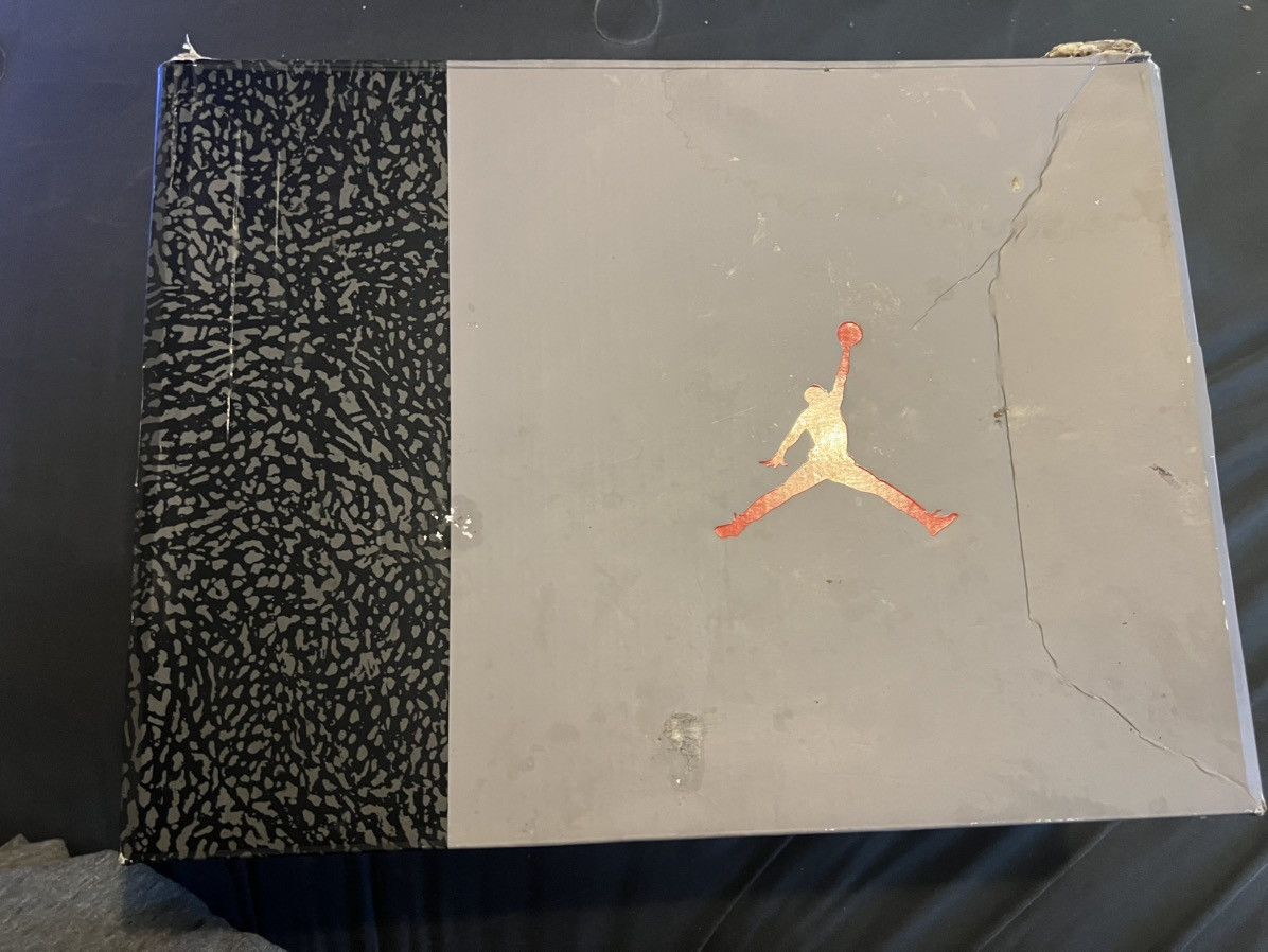 Jordan Brand Jordan 3 Retro "Cement Grey" Size US 13 / EU 46 - 9 Thumbnail