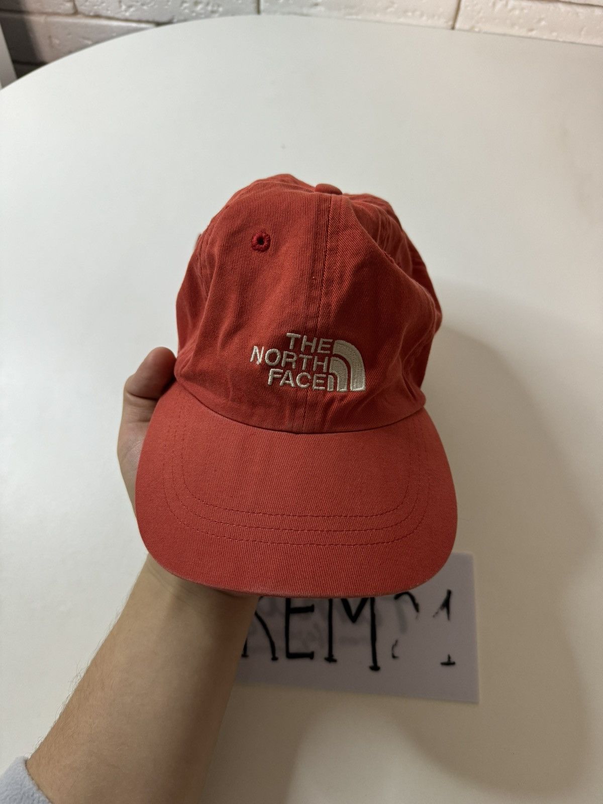 Vintage north face hat sales