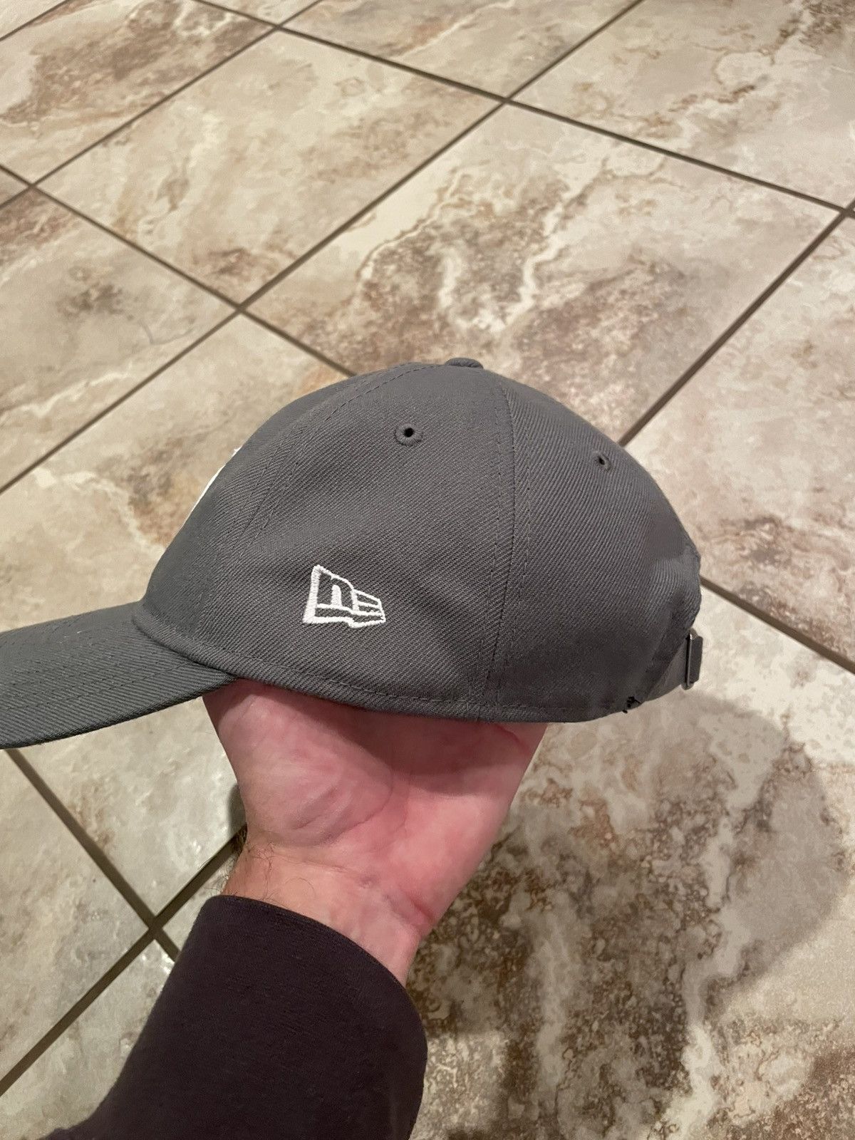 MoMA MoMA Yankees Hat Size ONE SIZE - 4 Thumbnail