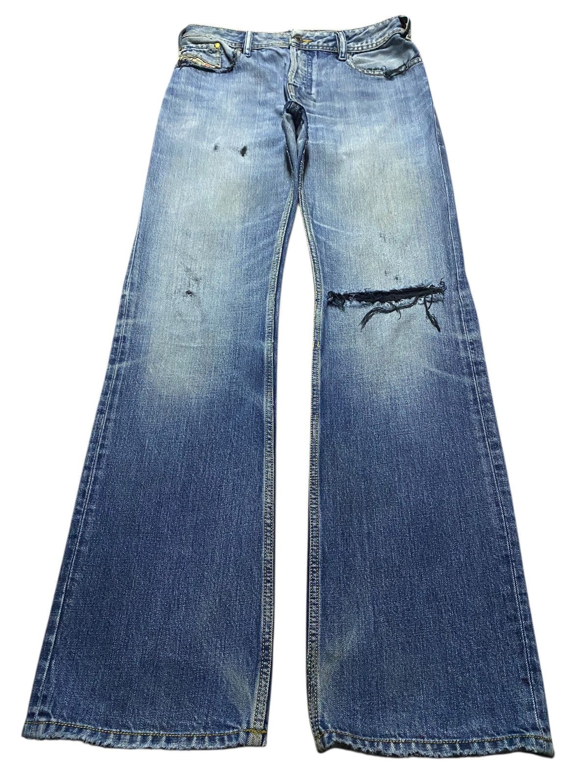 Diesel Black Gold Vintage Diesel Blue Wash Distressed Bootcut Jeans Alter Size US 30 / EU 46 - 1 Thumbnail