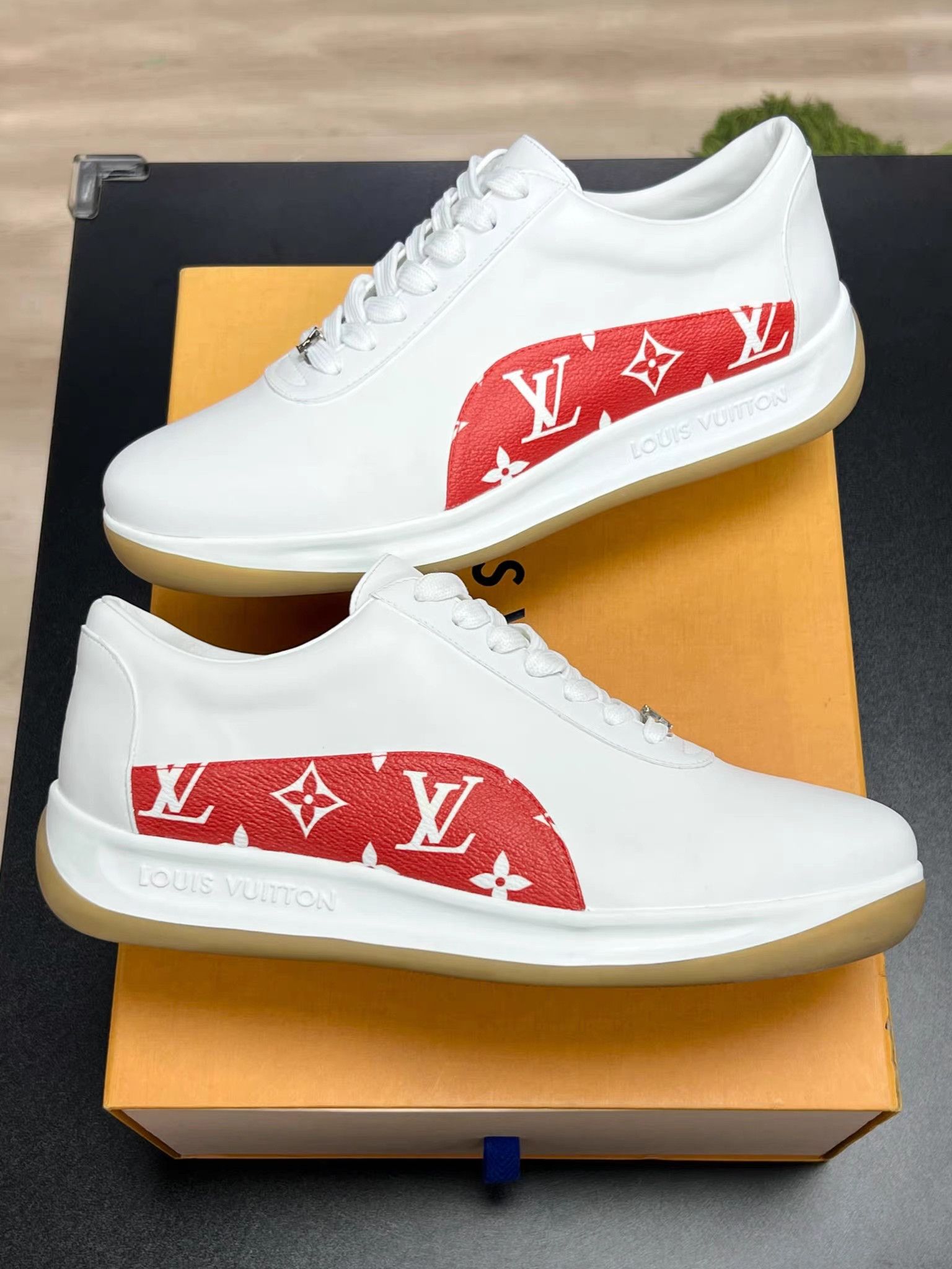 Louis Vuitton LV SUPREME Platform Low-top Sneakers K15 Size US 7.5 / EU 40-41 - 5 Thumbnail