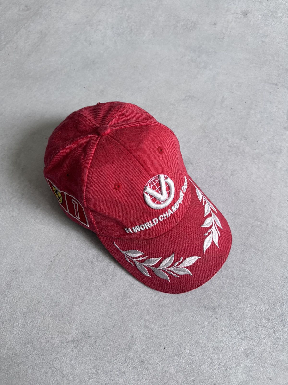 Other Vintage Michael Schumacher F1 World Champion 2000 Unisex Cap Size ONE SIZE - 1 Thumbnail