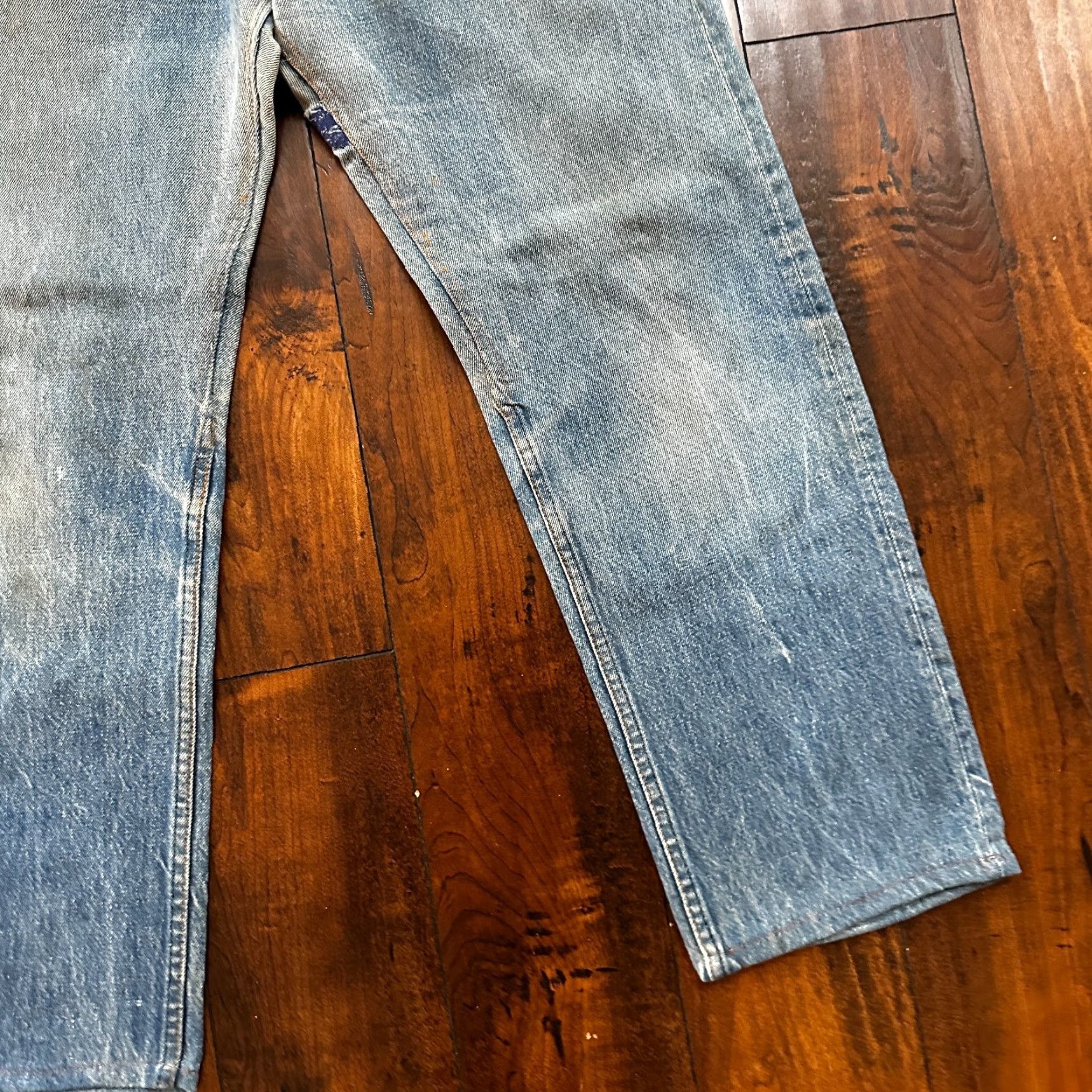 Levi's VINTAGE Levi's 501 Jeans Men 32x27 Regular Fit Straight Leg Cotton Denim 80s Ripped Thrashed 90s Size US 32 / EU 48 - 3 Thumbnail