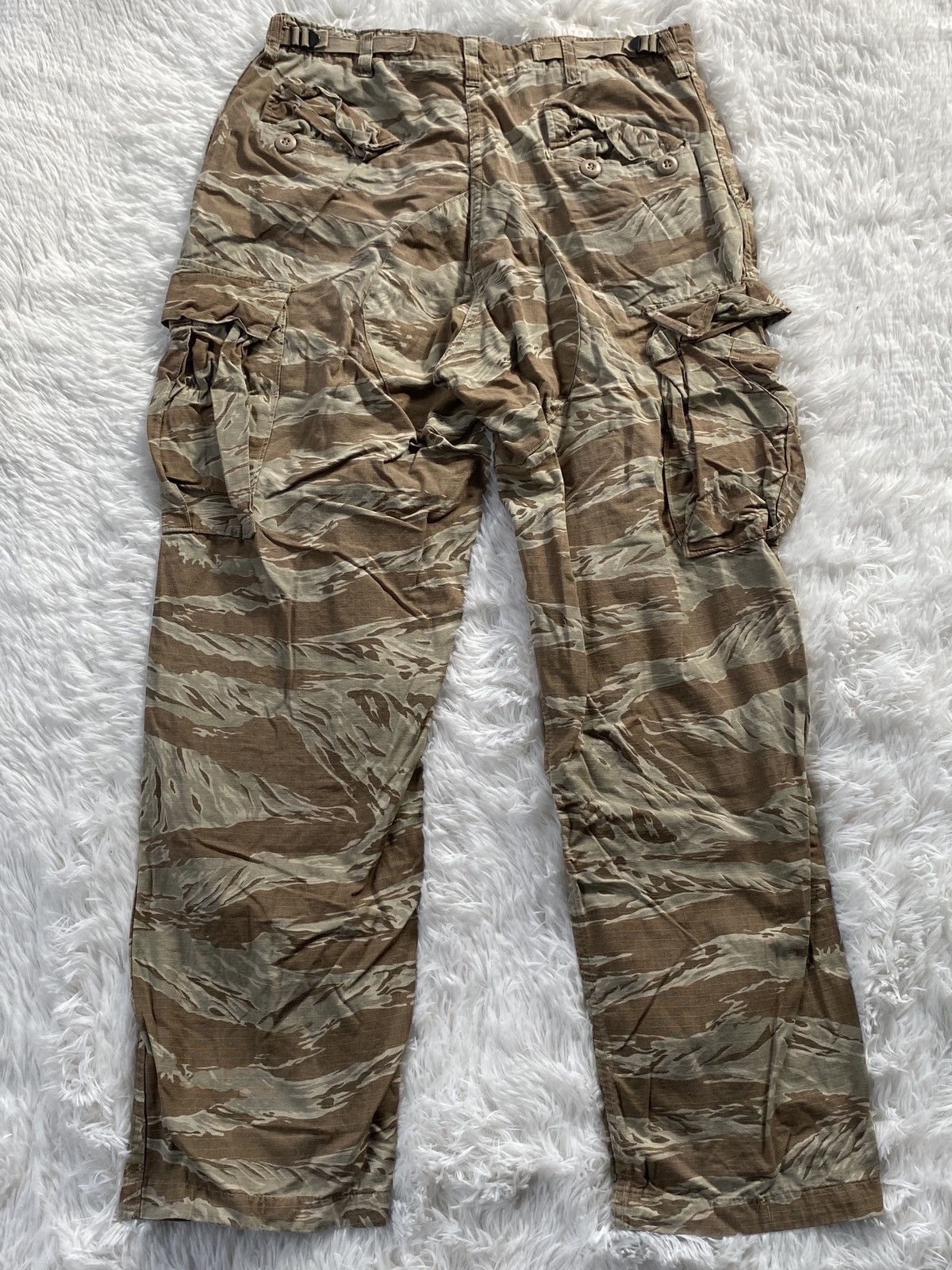 Vintage Vintage Army Tiger Stripe Camouflage Cargo Pant Size US 34 / EU 50 - 11 Thumbnail