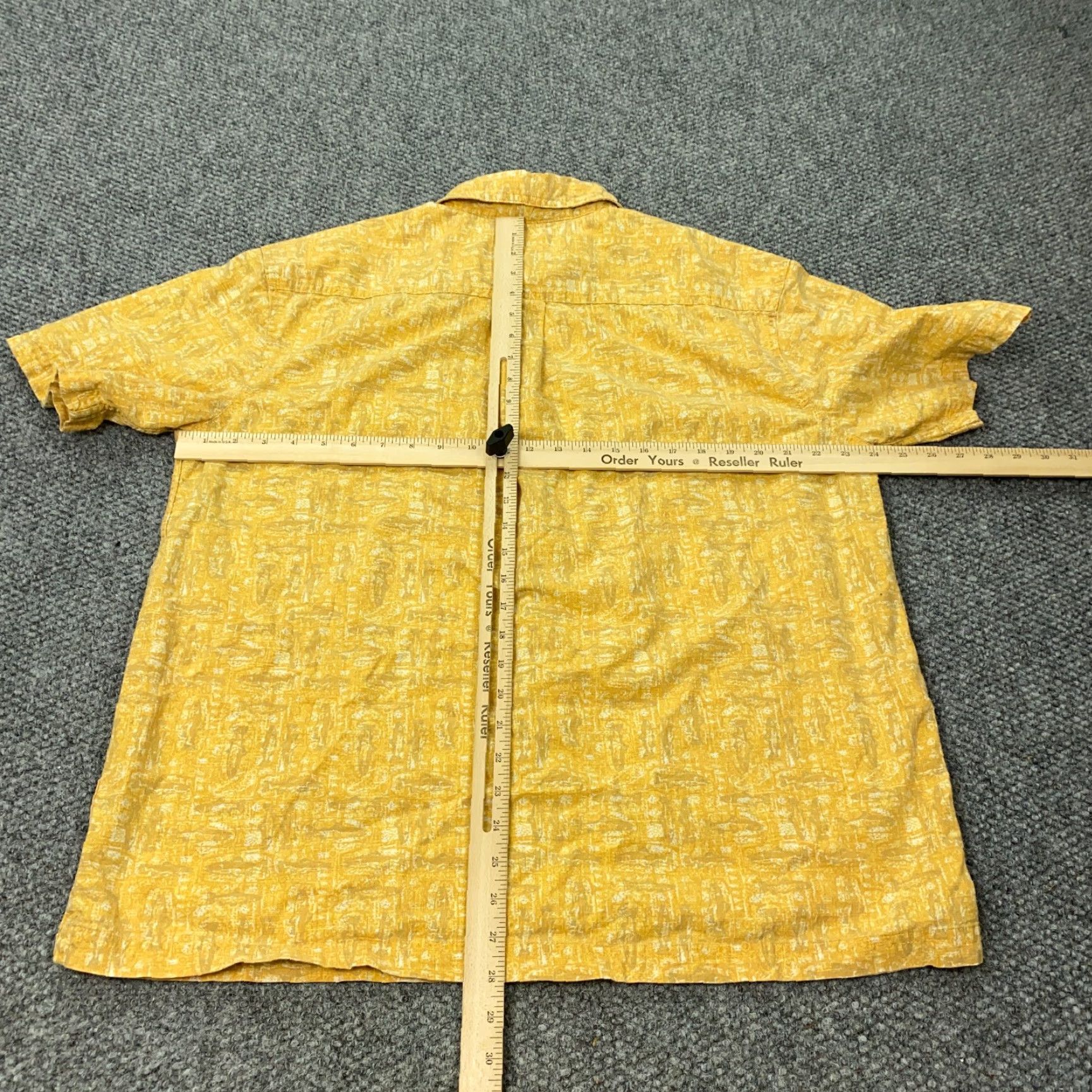 Vintage VINTAGE St. John's Bay Shirt L Mens Yellow Outdoor Fishing Hawaiian Style Casual Short Sleeve Button-Up Size US L / EU 52-54 / 3 - 6 Thumbnail