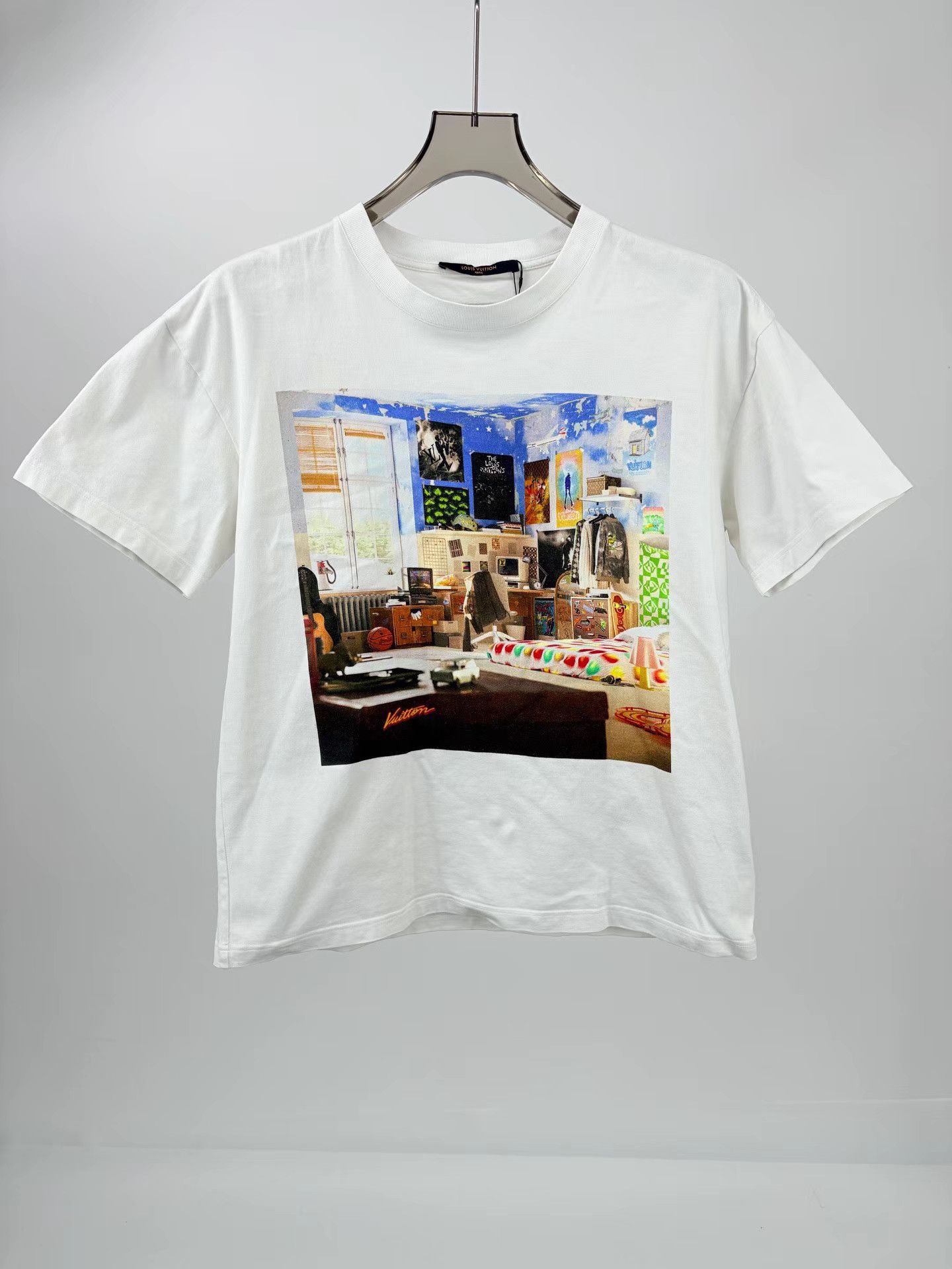 Louis Vuitton LOUIS VUITTON Oil Painting Print Short Sleeve Tee Size US S / EU 44-46 / 1 - 1 Thumbnail