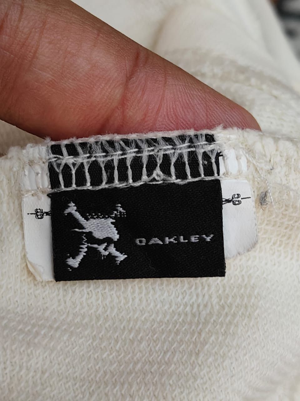 Oakley Oakley Stretchable Longsleeve T Size XS / US 0-2 / IT 36-38 - 7 Thumbnail