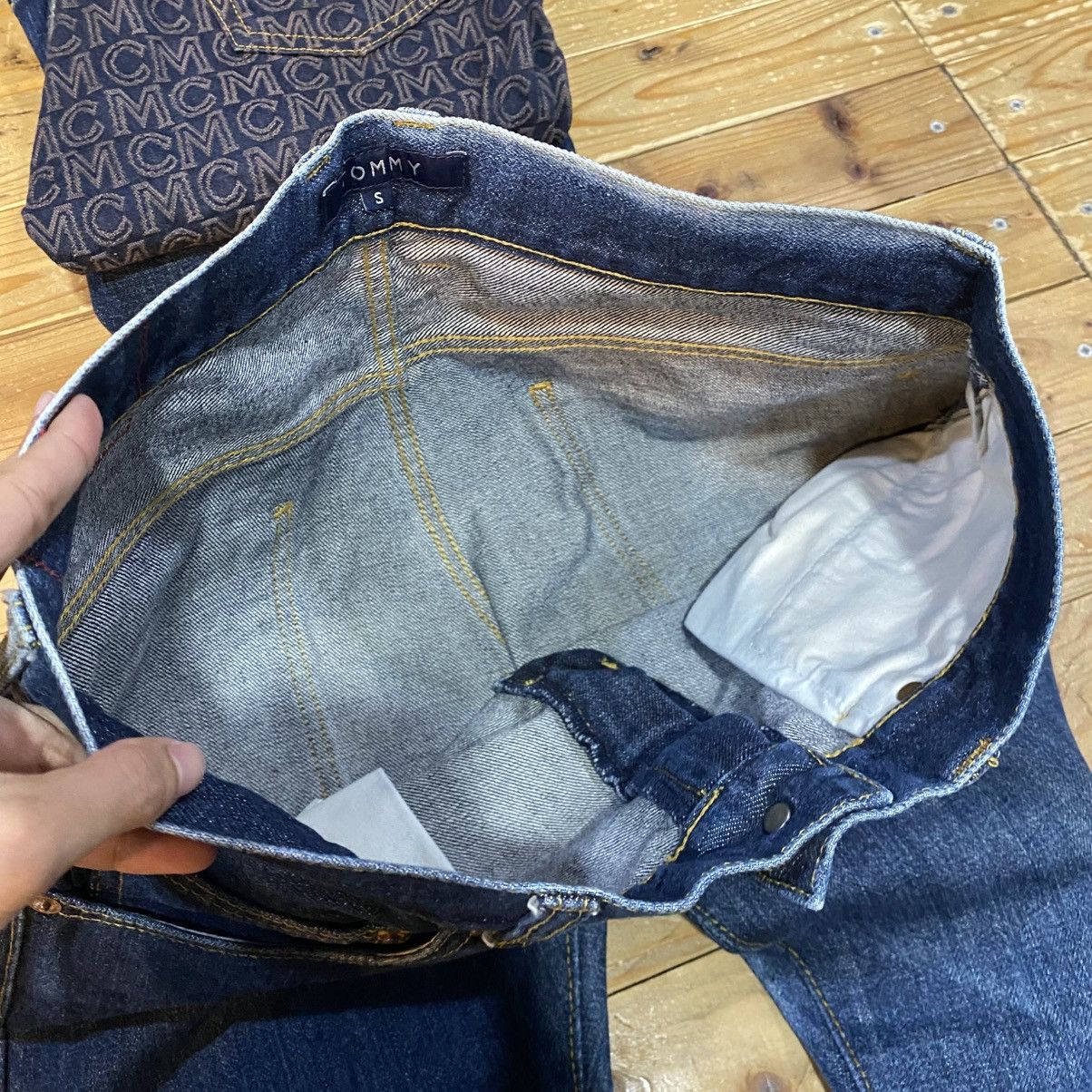 Tommy Hilfiger × Vintage Crazy vintage y2k Custom blue wash jeans grunge essential! Size US 32 / EU 48 - 12 Thumbnail