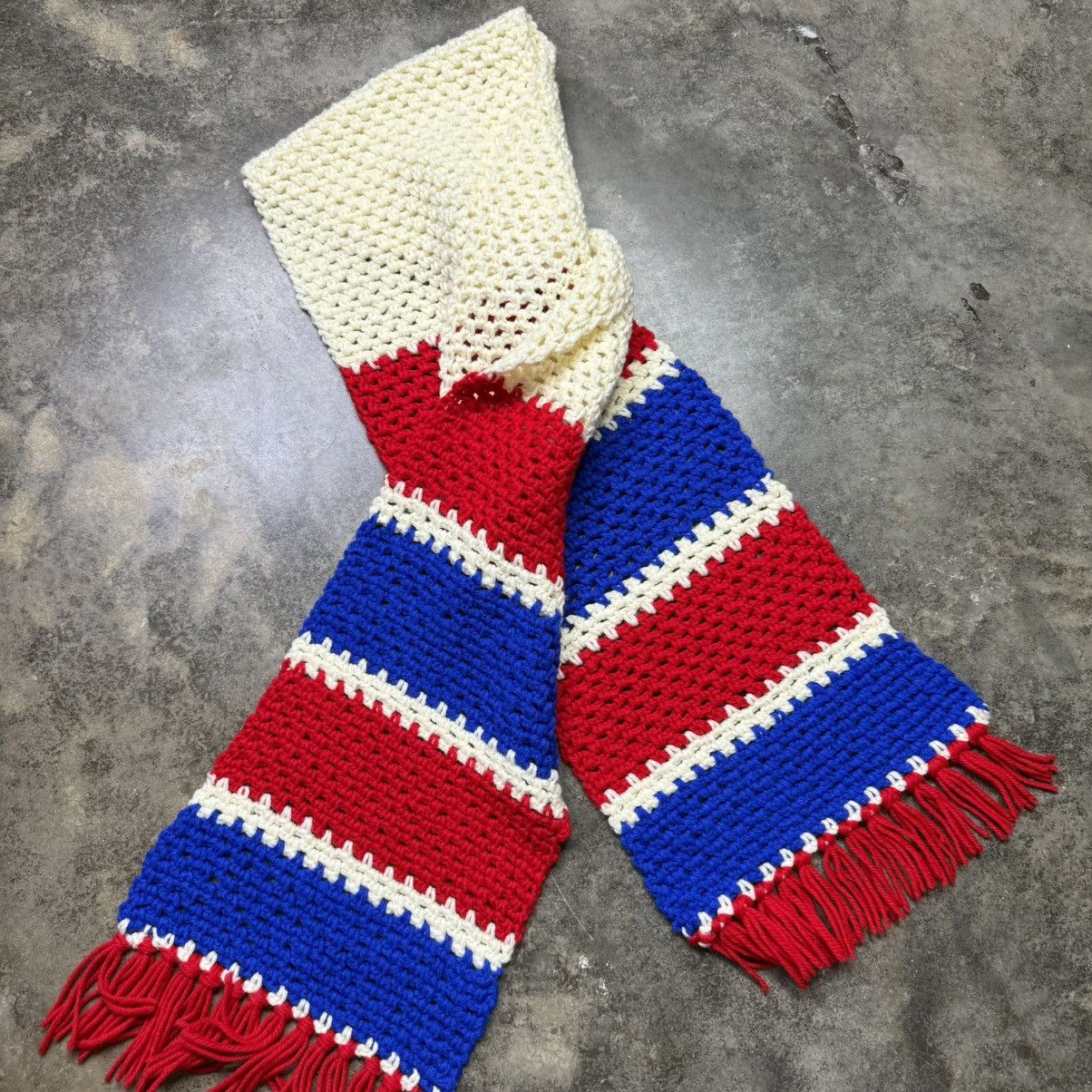 Vintage vintage red white and blue crochet knit head wrap scarve Size ONE SIZE - 4 Thumbnail