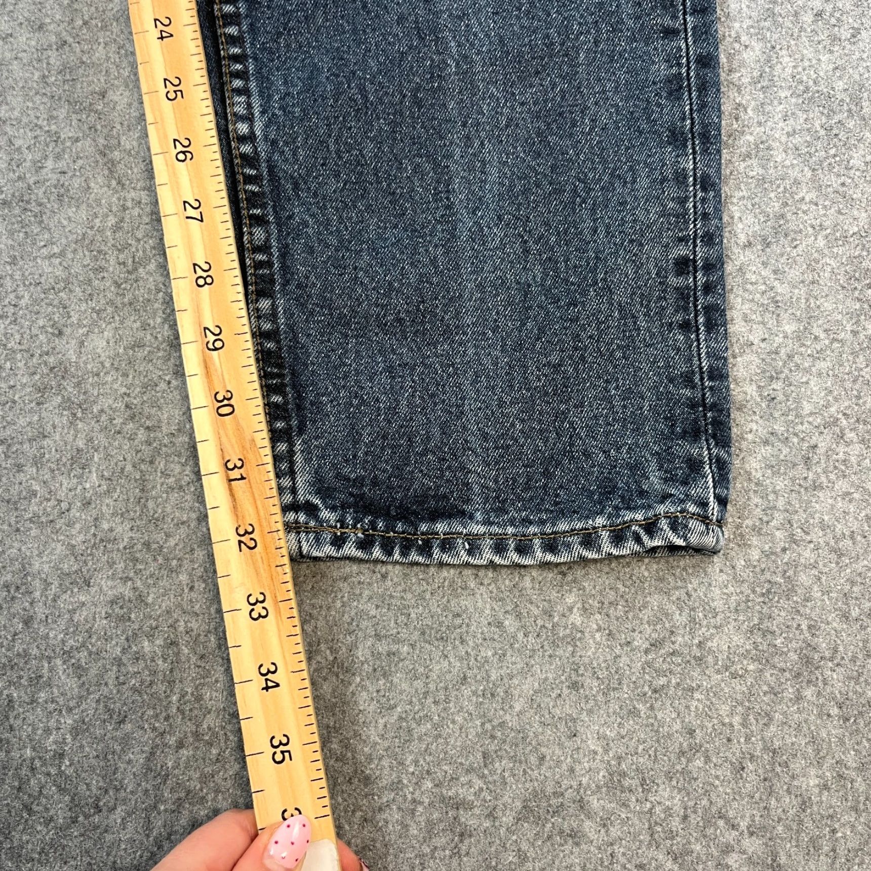 Levi's VINTAGE Levi's Mens Jeans Regular Straight 28 32 Blue 90s UK Made Button Fly Jeans Mens Regular 28x32 Blue 90s Levi's Size US 28 / EU 44 - 4 Thumbnail