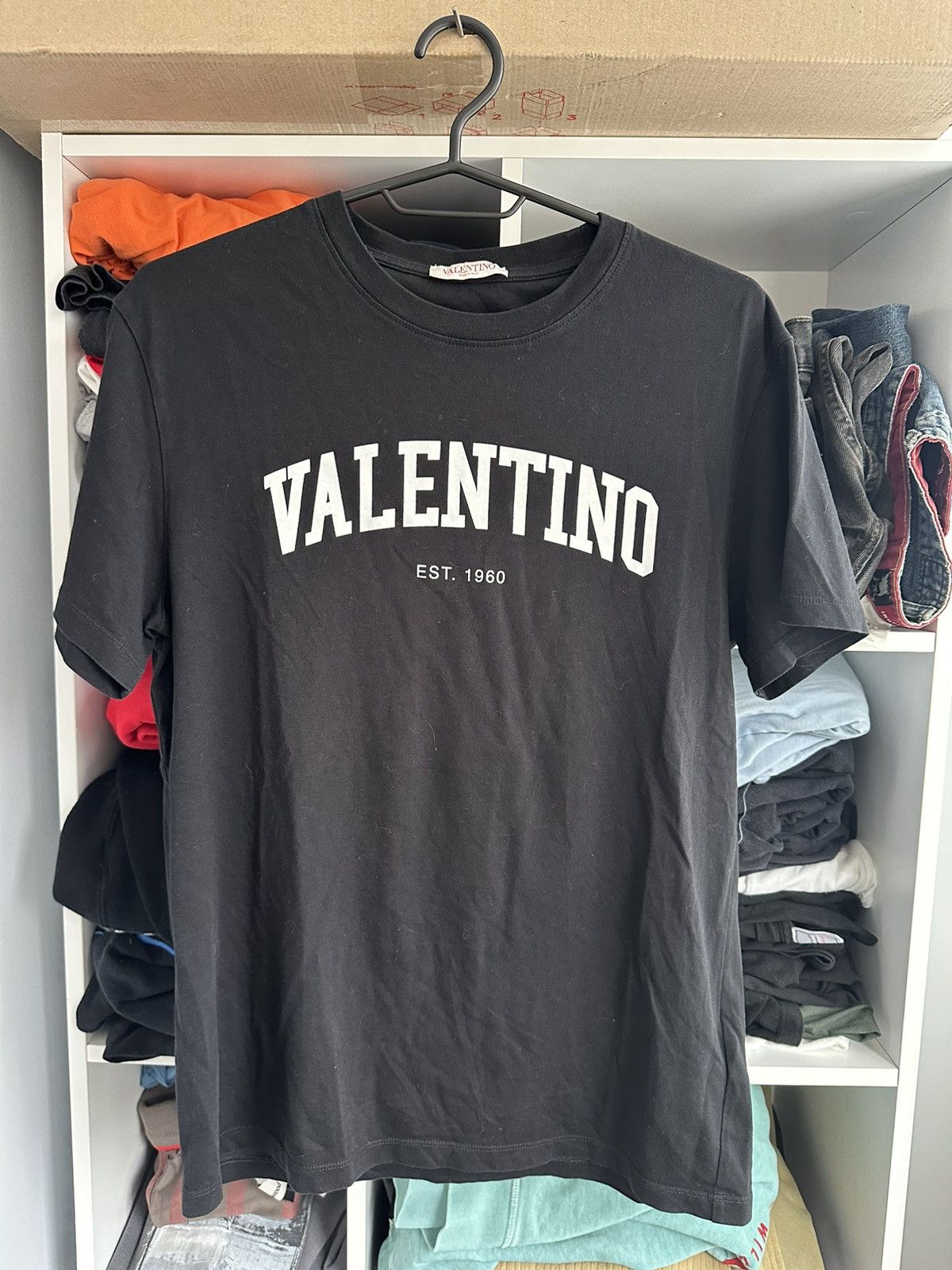 Valentino 🔥VALENTINO BIG LOGO T-SHIRT🔥 Size US S / EU 44-46 / 1 - 1 Thumbnail