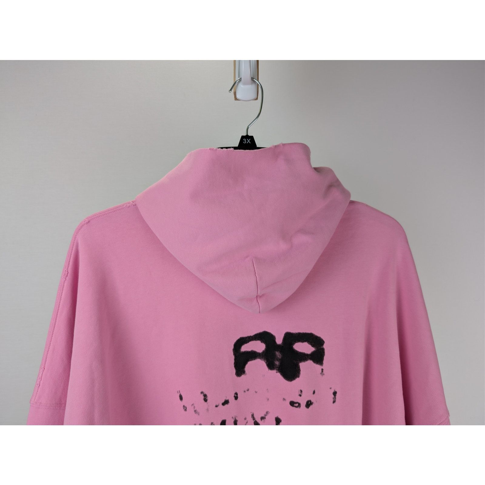 Balenciaga o1rshd1 Hand Drawn BB Icon Moll Boucle Large Fit Hoodie Pink Size US XL / EU 56 / 4 - 10 Thumbnail