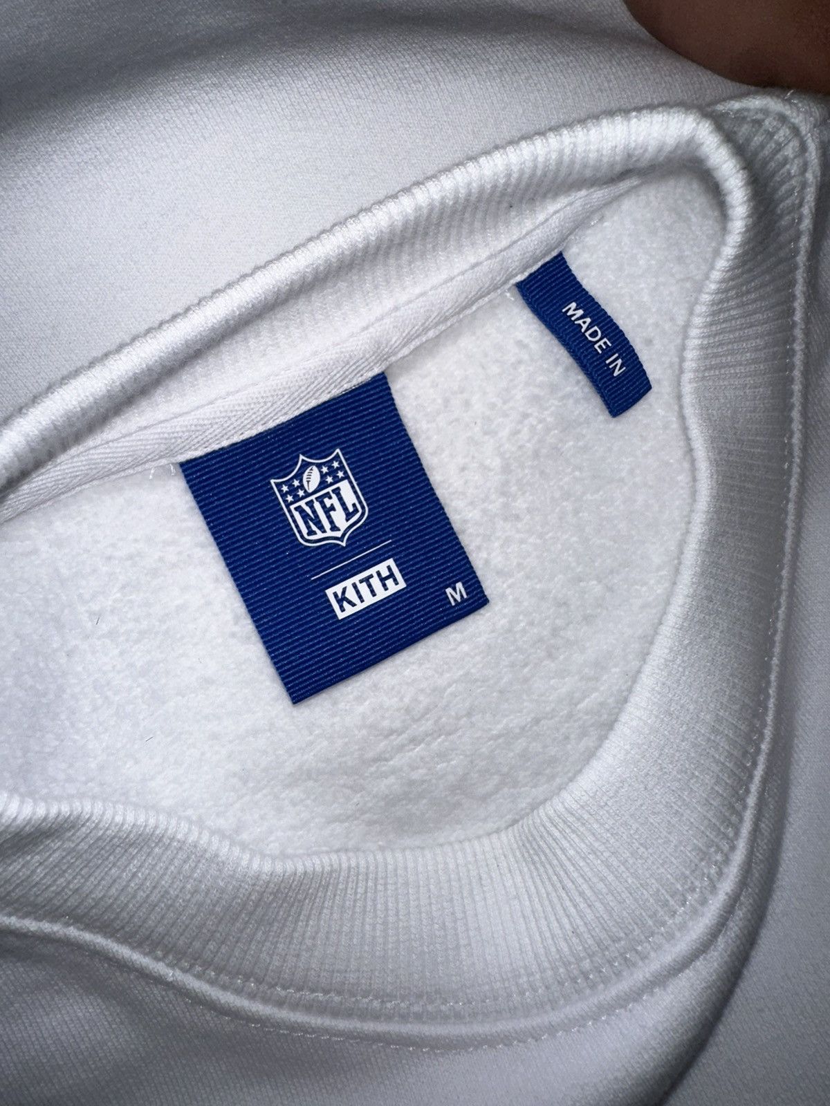 Kith × NFL Kith X NFL giants white sweater Size US M / EU 48-50 / 2 - 3 Thumbnail