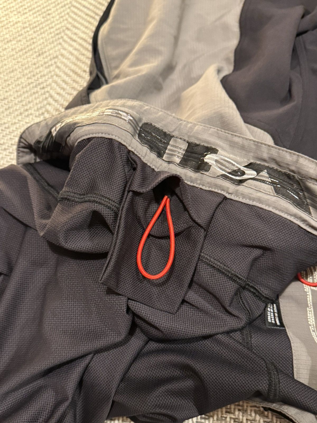 Oakley Oakley 00s SOFTWARE TACTICAL SHORTS PANTS Size US 32 / EU 48 - 8 Thumbnail
