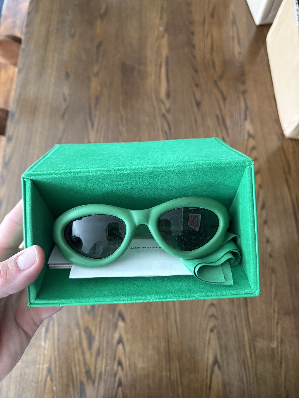 Bottega Veneta Bottega Veneta Oval Sunglasses Size ONE SIZE - 4 Thumbnail