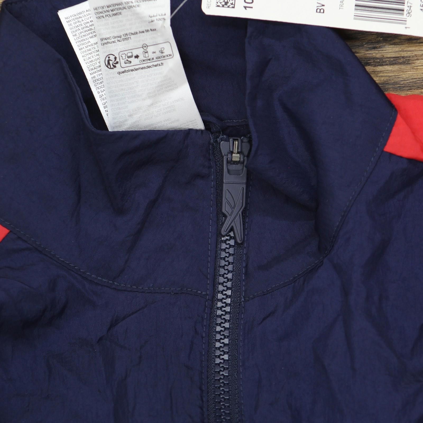 Reebok Nwt Reebok Nylon Track Jacket Iu0779 Vector Navy Blue Xs Size XS / US 0-2 / IT 36-38 - 4 Thumbnail