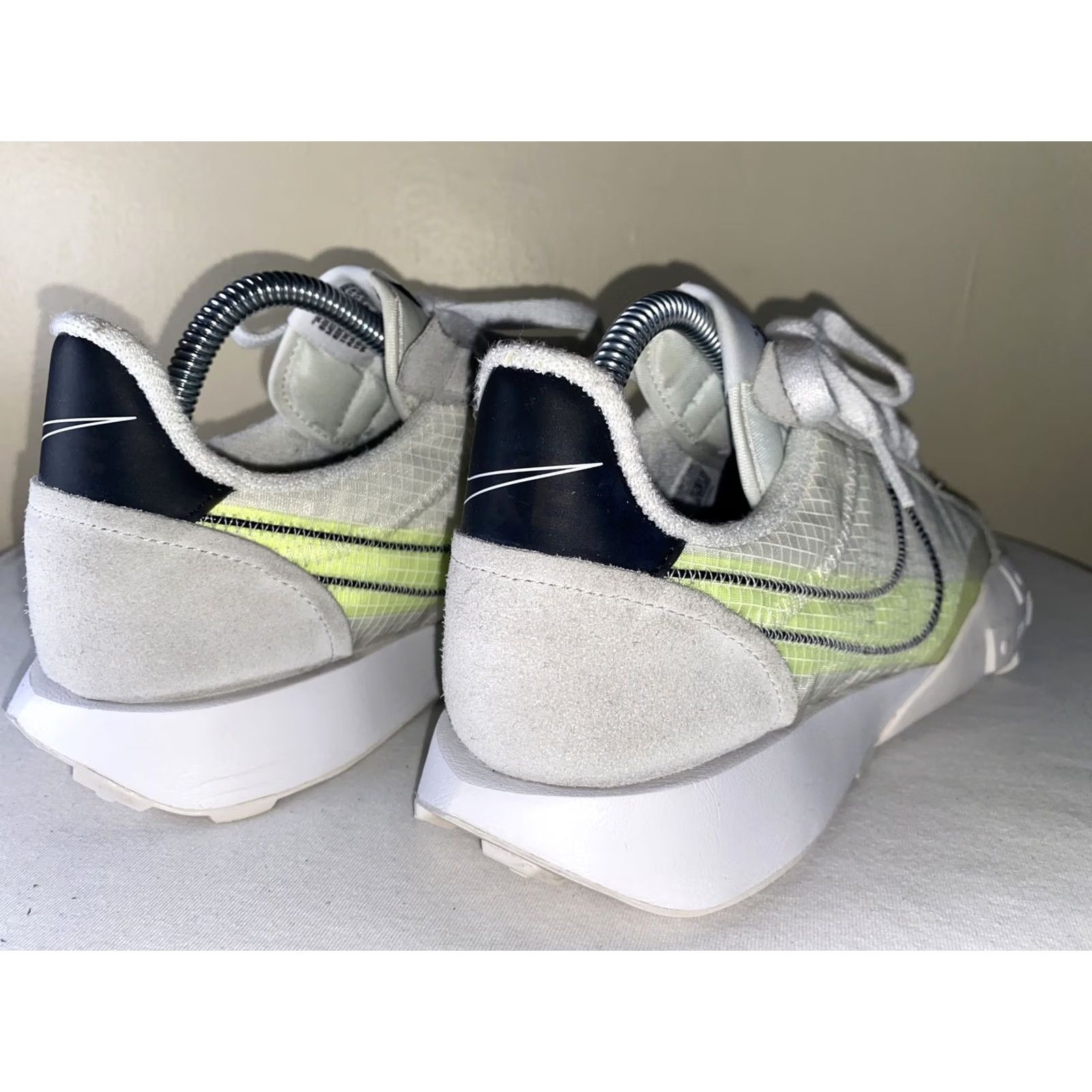 Nike VINTAGE Women’s Nike Waffle Racer 2x White / Grey / Neon Size 9.5 Size US 10 / IT 40 - 6 Thumbnail