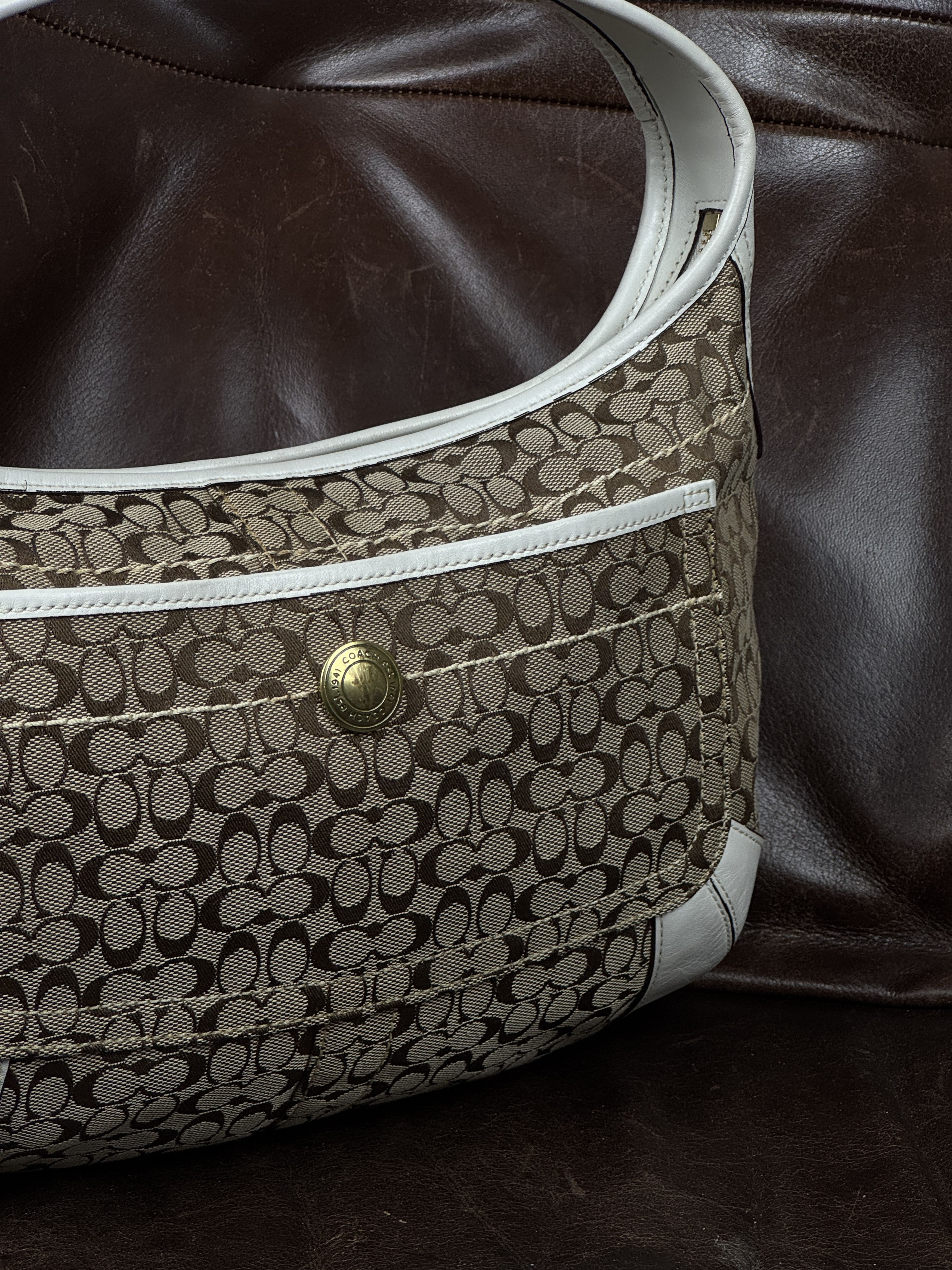 Coach Vintage Coach Ergo Hobo Signature Bag White and Beige Size ONE SIZE - 3 Thumbnail