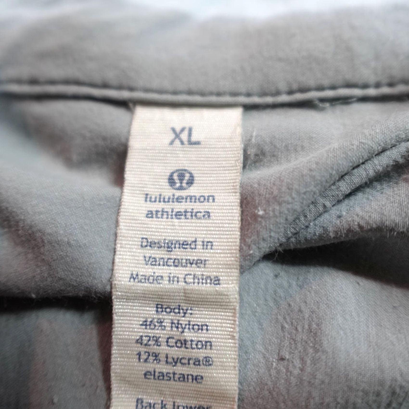 Lululemon Lululemon Shirt XL Gray Solid Performance Off The Chain Button-Up Long Sleeve Mens Womens Athleisure Cotton Nylon Spandex Stretch Pattern Solid Size US XL / EU 56 / 4 - 2 Thumbnail