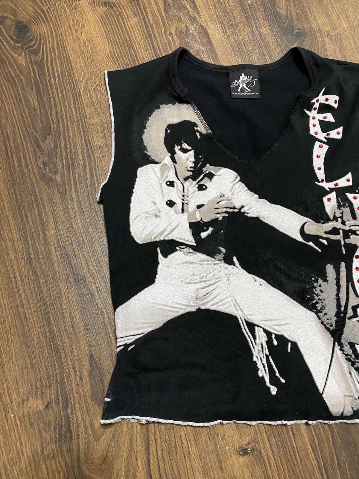 Band Tees Rare vintage band tee Elvis presley Made in USA t shirt Y2k Size US S / EU 44-46 / 1 - 3 Thumbnail