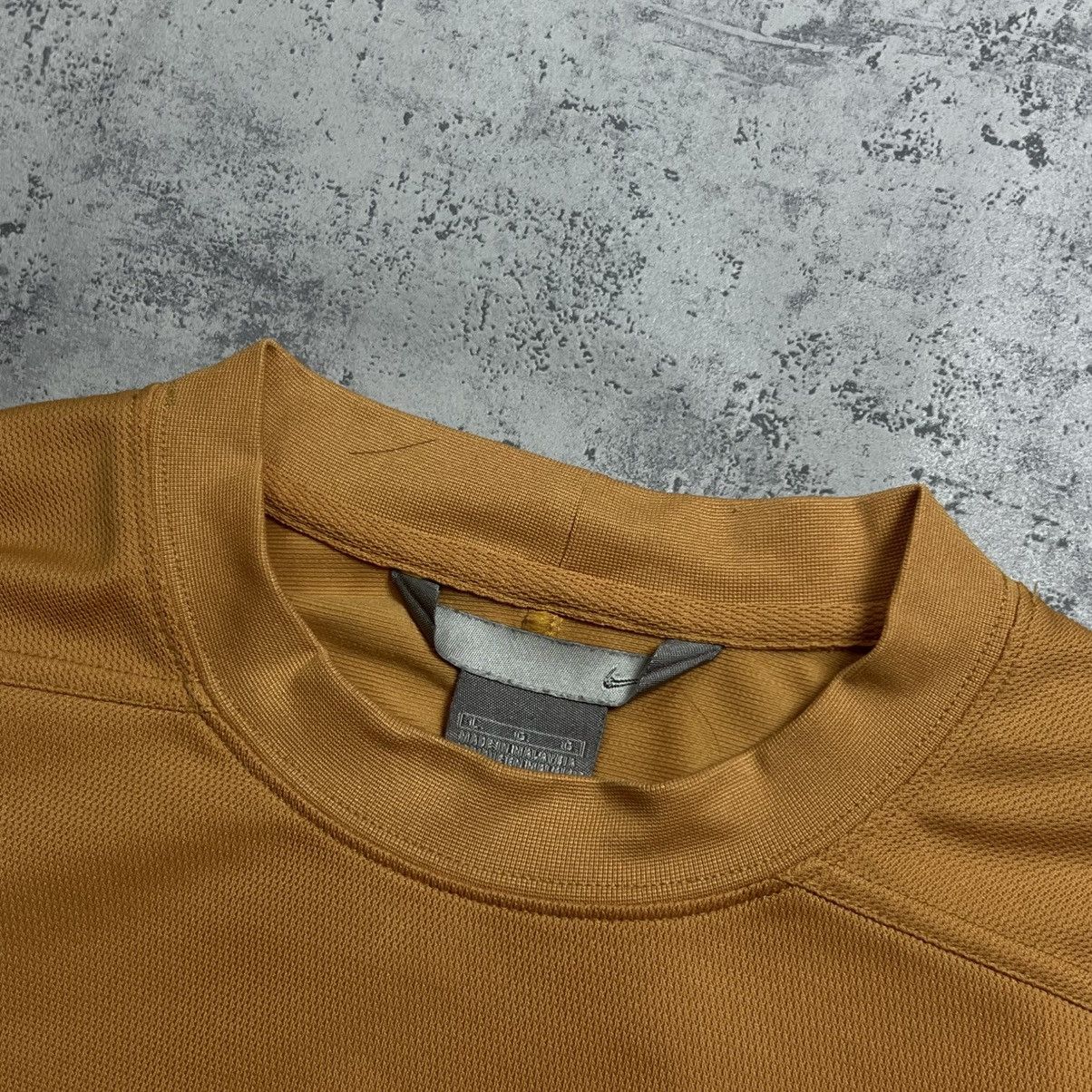 Nike 90s NIKE SWOOSH VINTAGE Y2K OVERSIZED LONGSLEEVE RETRO TEE Size US L / EU 52-54 / 3 - 5 Thumbnail