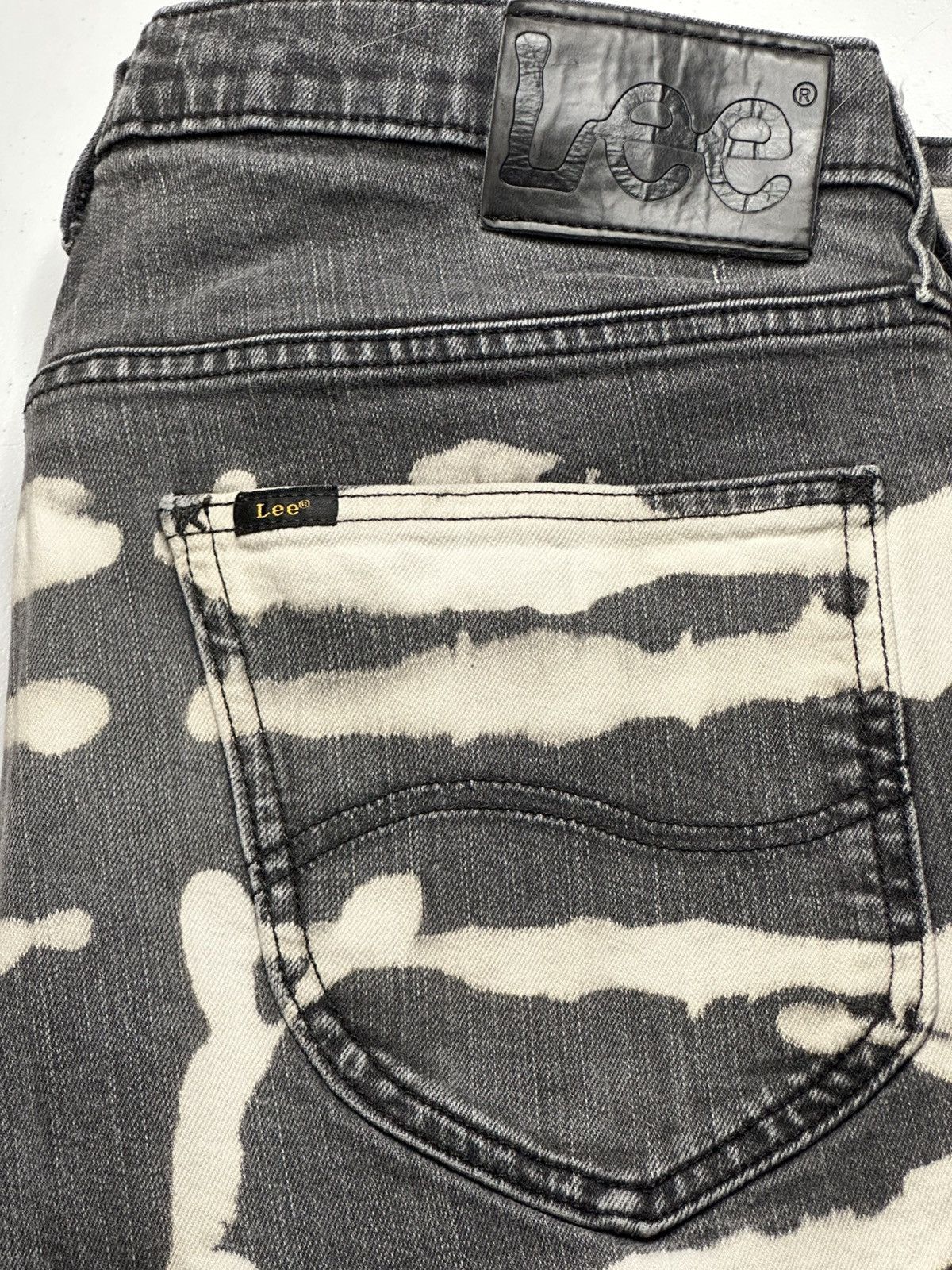 Vintage Vintage Y2K Lees Bleach Splatter dark denim jeans Size US 34 / EU 50 - 6 Thumbnail