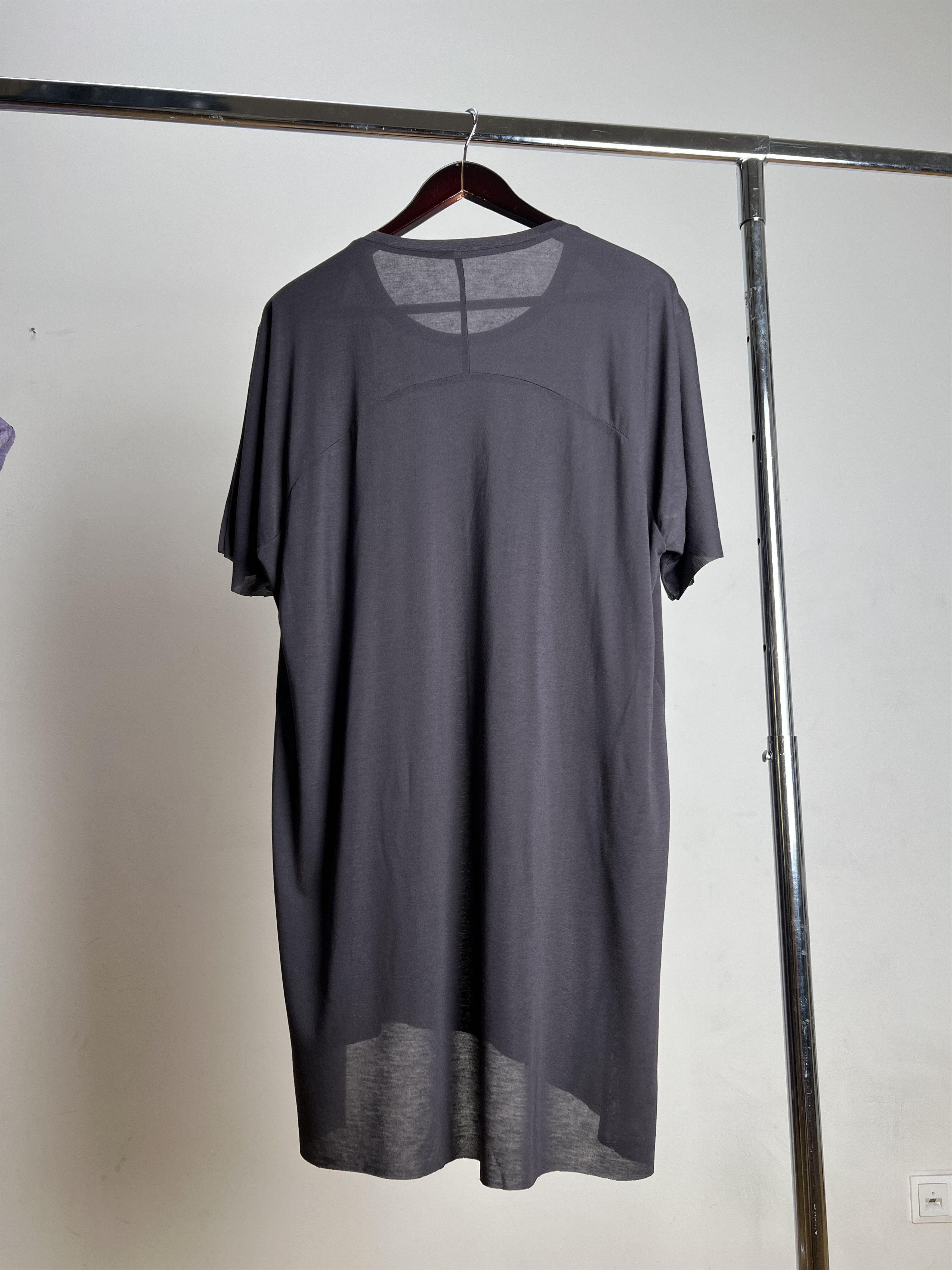 Other LONG BROWN THIN TSHIRT OVERSIZED Size US L / EU 52-54 / 3 - 14 Thumbnail