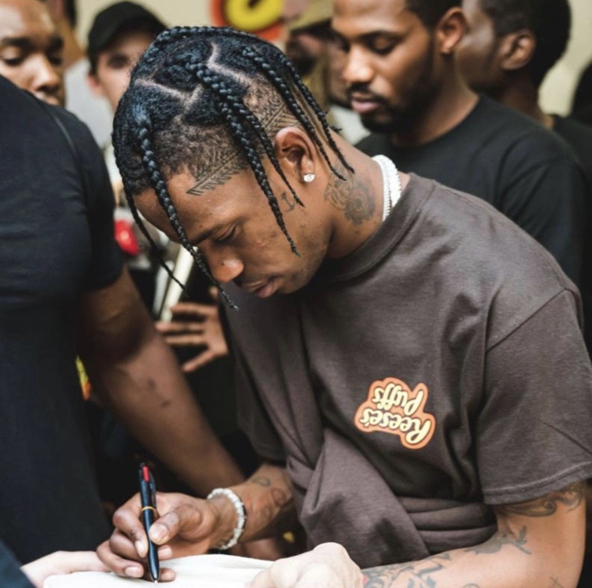 Travis Scott *RARE* Travis Scott Cactus Jack Reeses Puff Brown Tee Size US L / EU 52-54 / 3 - 7 Thumbnail