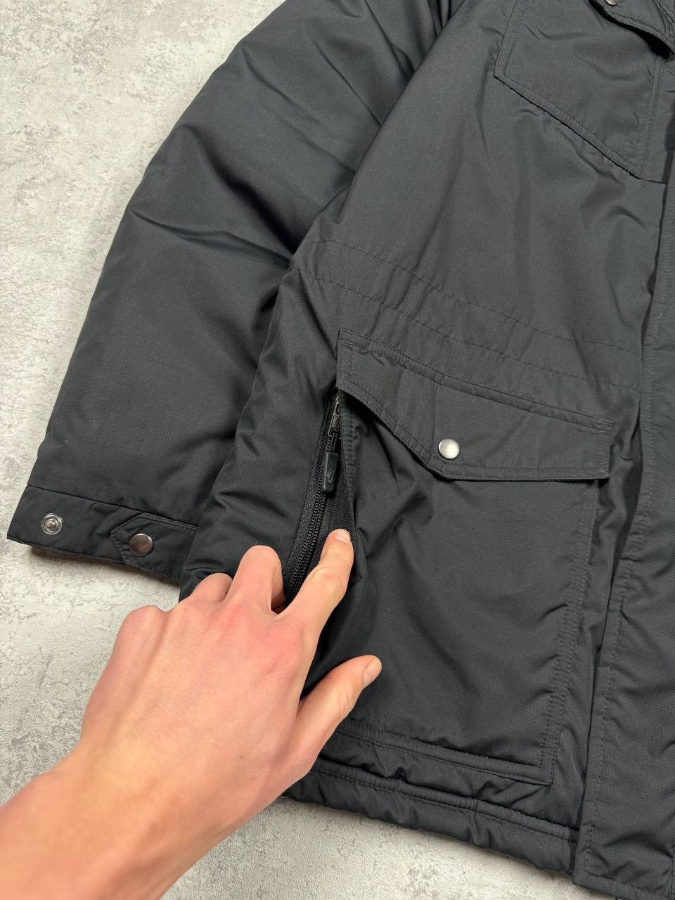 Nike Vintage Nike Y2K Black Zip Jacket Size L Size US L / EU 52-54 / 3 - 5 Thumbnail