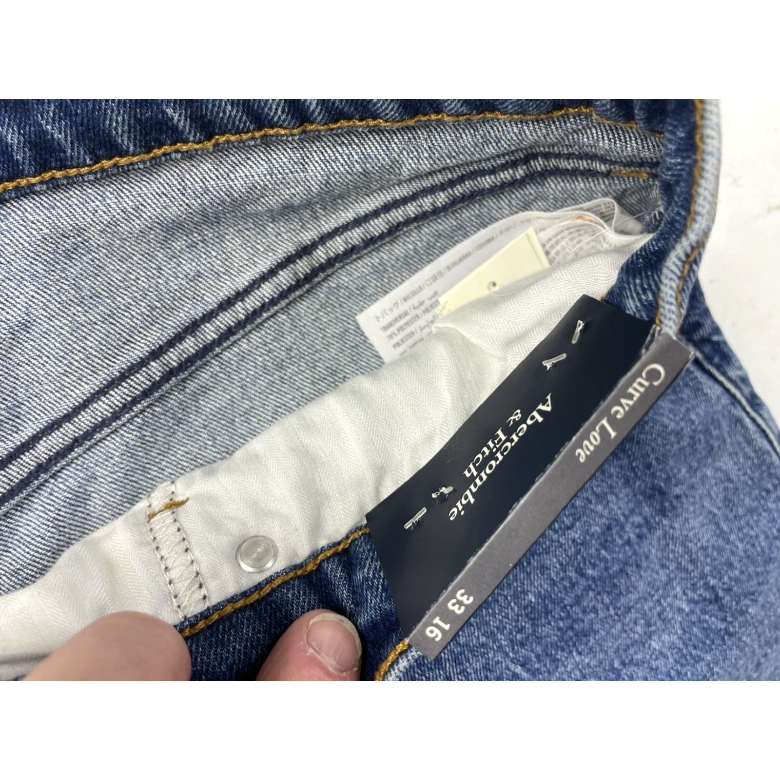 Abercrombie & Fitch NWT Abercrombie & Fitch Womens Curve Love The Mom High Rise Denim Shorts 33 16 Blue Cotton Elastane Denim 5-Pocket Style 90s Size 24" / US 00 / IT 34 - 4 Thumbnail