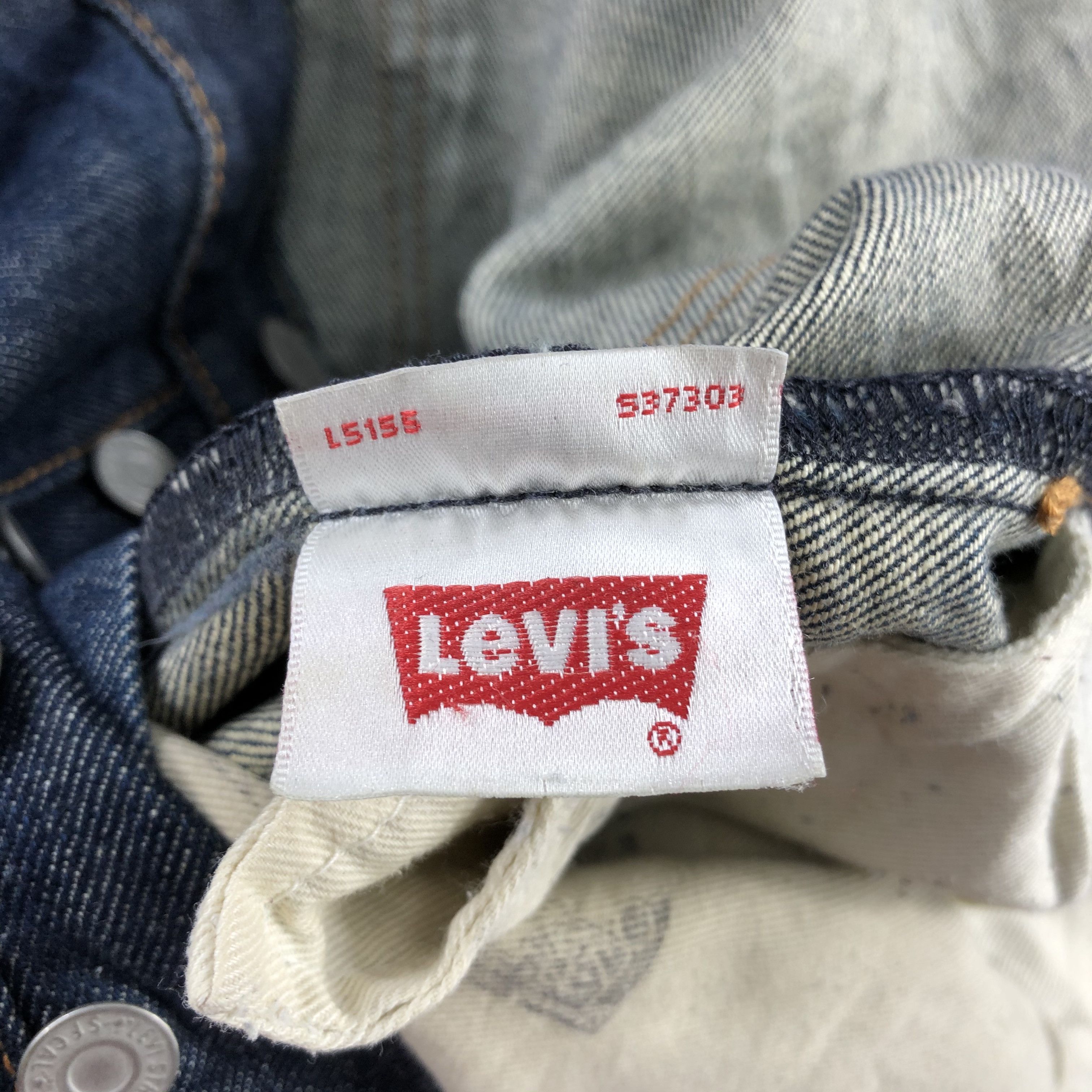 Levi's × Vintage Vintage Blue Wash Levis 501 Jeans-JM2925 Size US 35 - 18 Thumbnail
