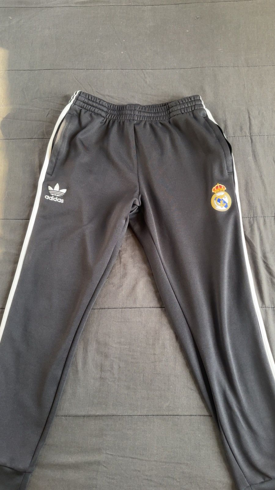 Adidas Adidas Real Madrid Joggers Size US 36 / EU 52 - 2 Thumbnail