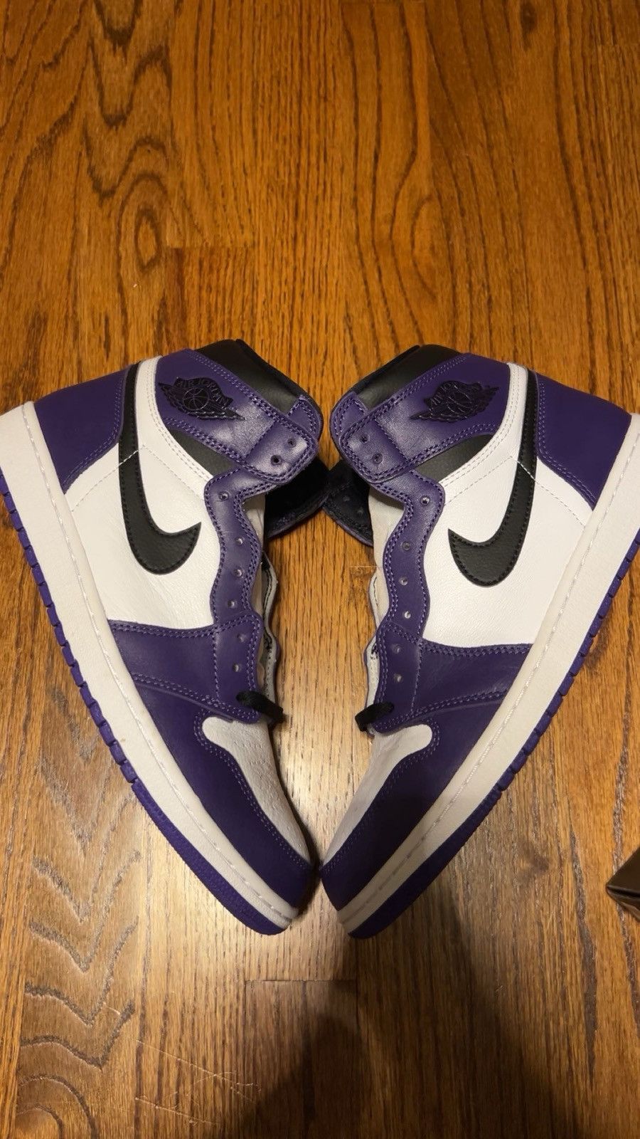 Jordan Brand Jordan 1 Retro High Court Purple Size US 11 / EU 44 - 2 Thumbnail