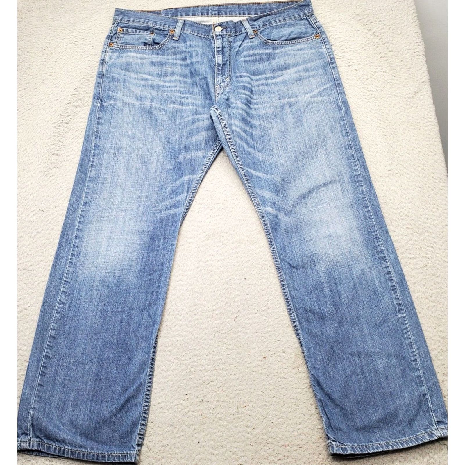 Levi's Levi's Jeans Mens Size 38 Levi's Jeans Blue Denim Medium Wash Comfort Straight Leg 5-Pocket Regular Inseam 30" Size US 38 / EU 54 - 2 Thumbnail