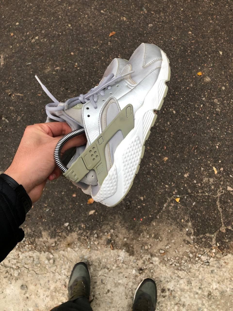 Nike × Vintage VERY RARE NIKE AIR HUARACHE RUNNING SILVER DESIGNER Y2K 90s Size US 8.5 / IT 38.5 - 11 Thumbnail