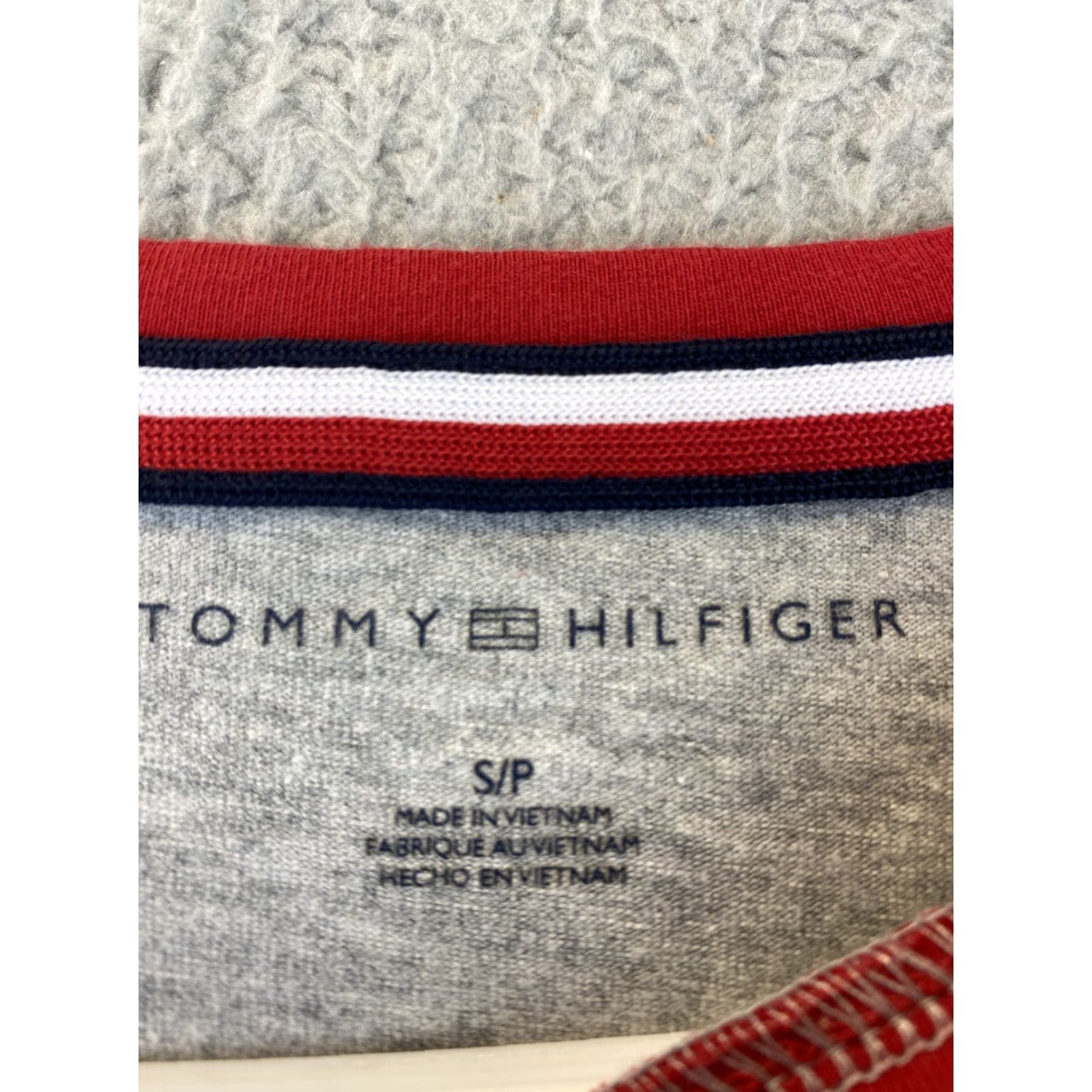 Tommy Hilfiger Tommy Hilfiger Women’s Long Sleeve Essential Tee T-Shirt Dress S Gray 58-28 Regular Dress Jersey 100% Cotton Solid Casual Above Knee Length Size S / US 4 / IT 40 - 4 Thumbnail